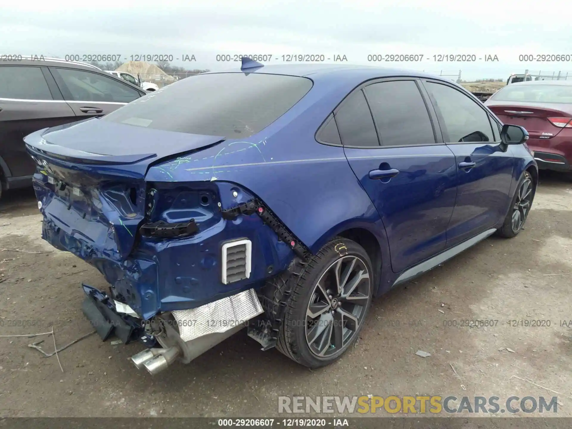 4 Photograph of a damaged car JTDS4RCE4LJ042730 TOYOTA COROLLA 2020