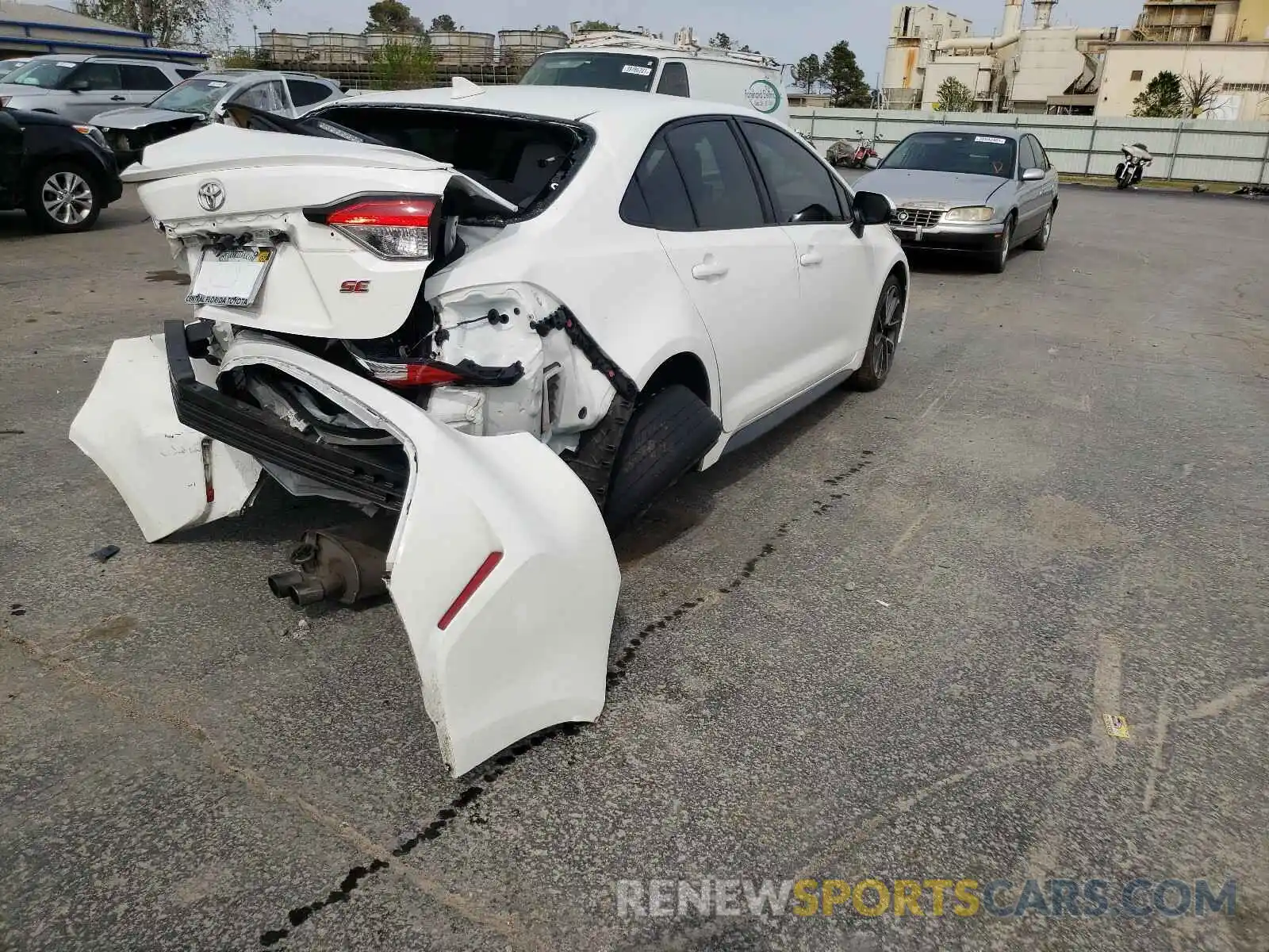 4 Photograph of a damaged car JTDS4RCE4LJ044218 TOYOTA COROLLA 2020
