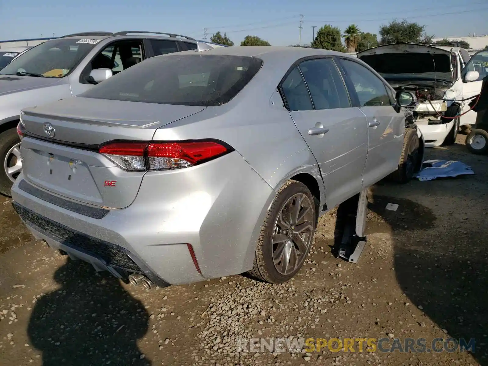 4 Photograph of a damaged car JTDS4RCE4LJ050780 TOYOTA COROLLA 2020