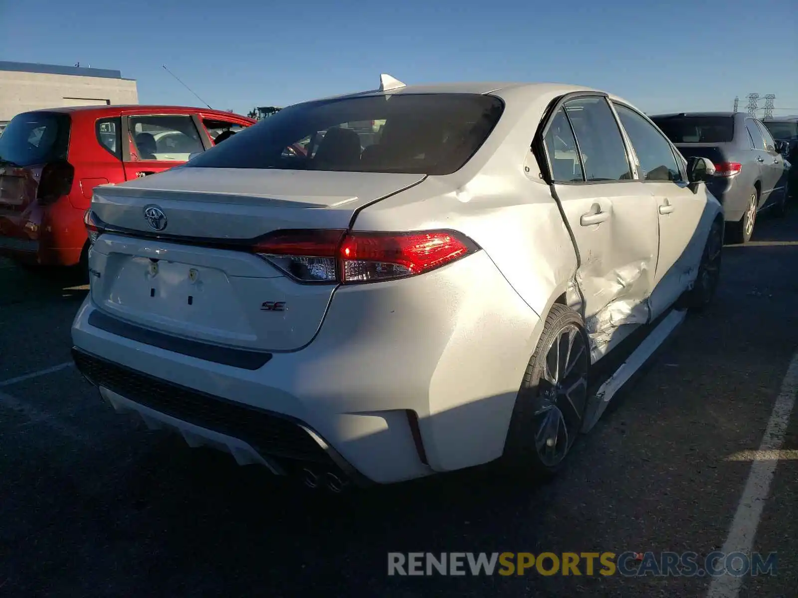 4 Photograph of a damaged car JTDS4RCE4LJ052836 TOYOTA COROLLA 2020