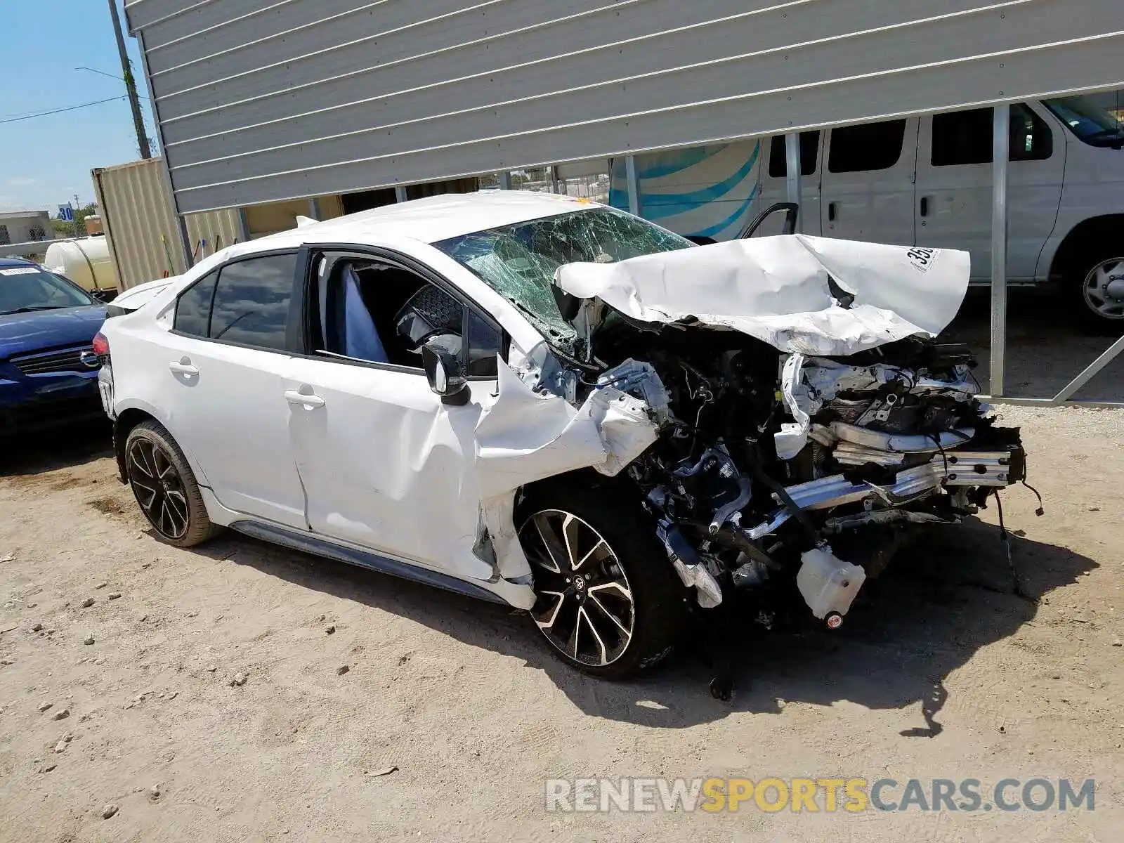 1 Photograph of a damaged car JTDS4RCE5LJ004889 TOYOTA COROLLA 2020