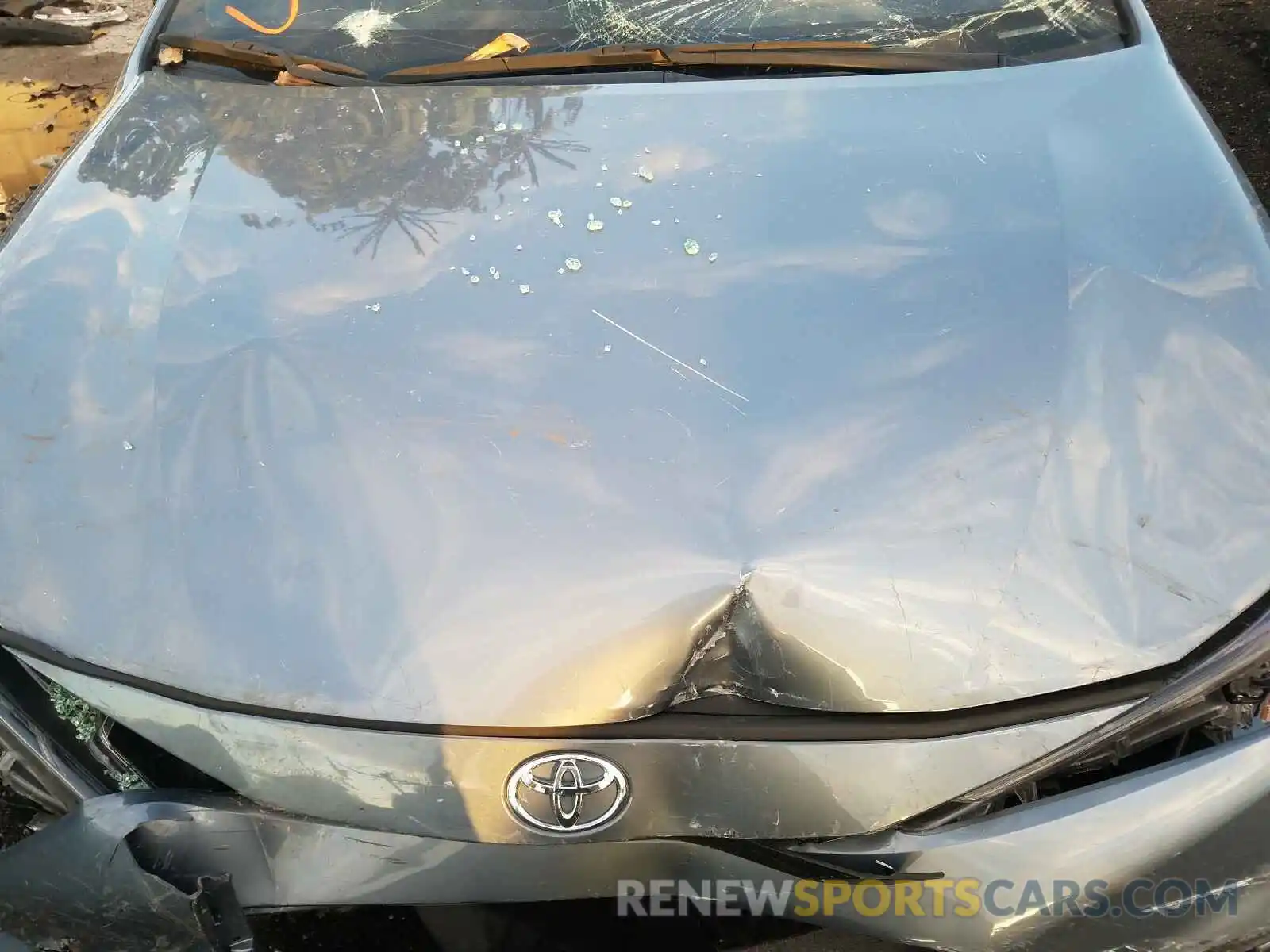 7 Photograph of a damaged car JTDS4RCE5LJ005170 TOYOTA COROLLA 2020