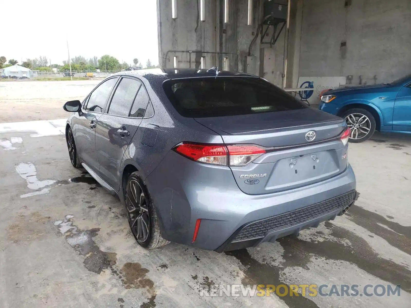 3 Photograph of a damaged car JTDS4RCE5LJ005492 TOYOTA COROLLA 2020