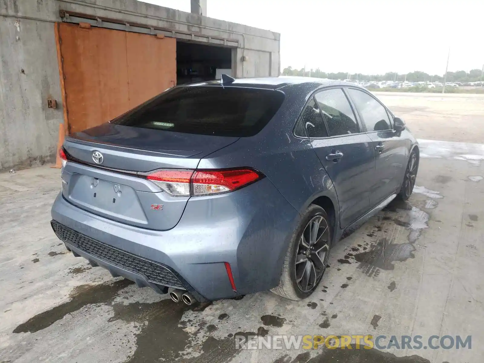 4 Photograph of a damaged car JTDS4RCE5LJ005492 TOYOTA COROLLA 2020