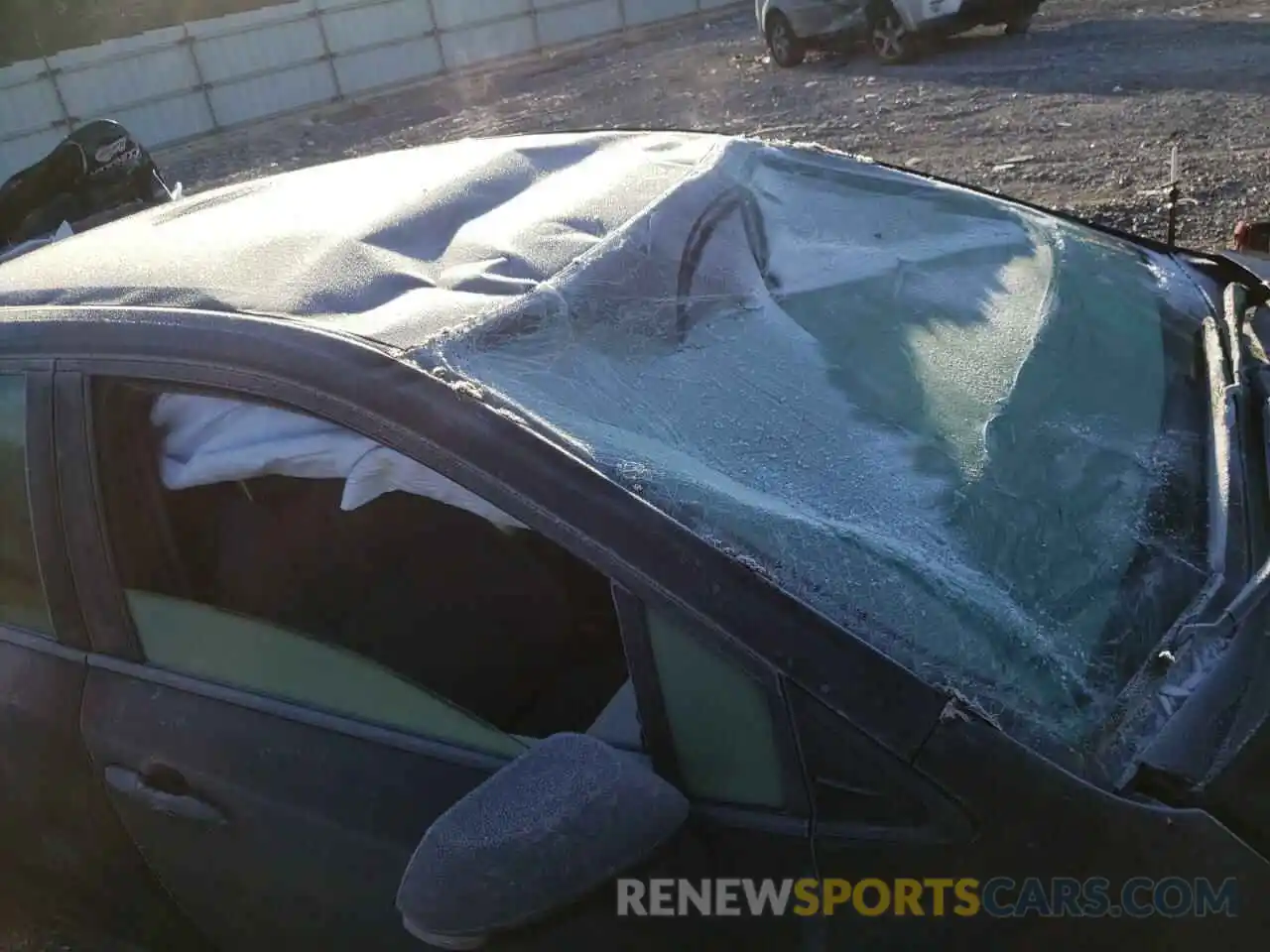 9 Photograph of a damaged car JTDS4RCE5LJ006092 TOYOTA COROLLA 2020