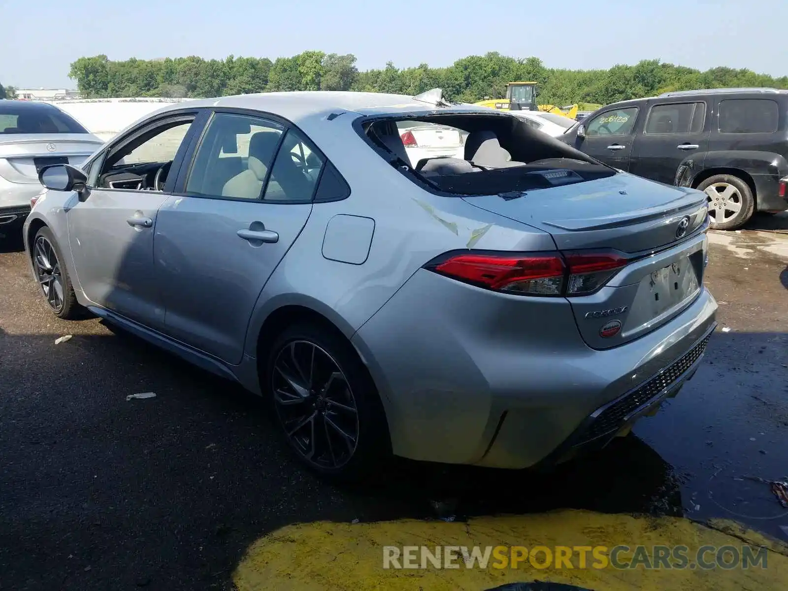 3 Photograph of a damaged car JTDS4RCE5LJ006254 TOYOTA COROLLA 2020