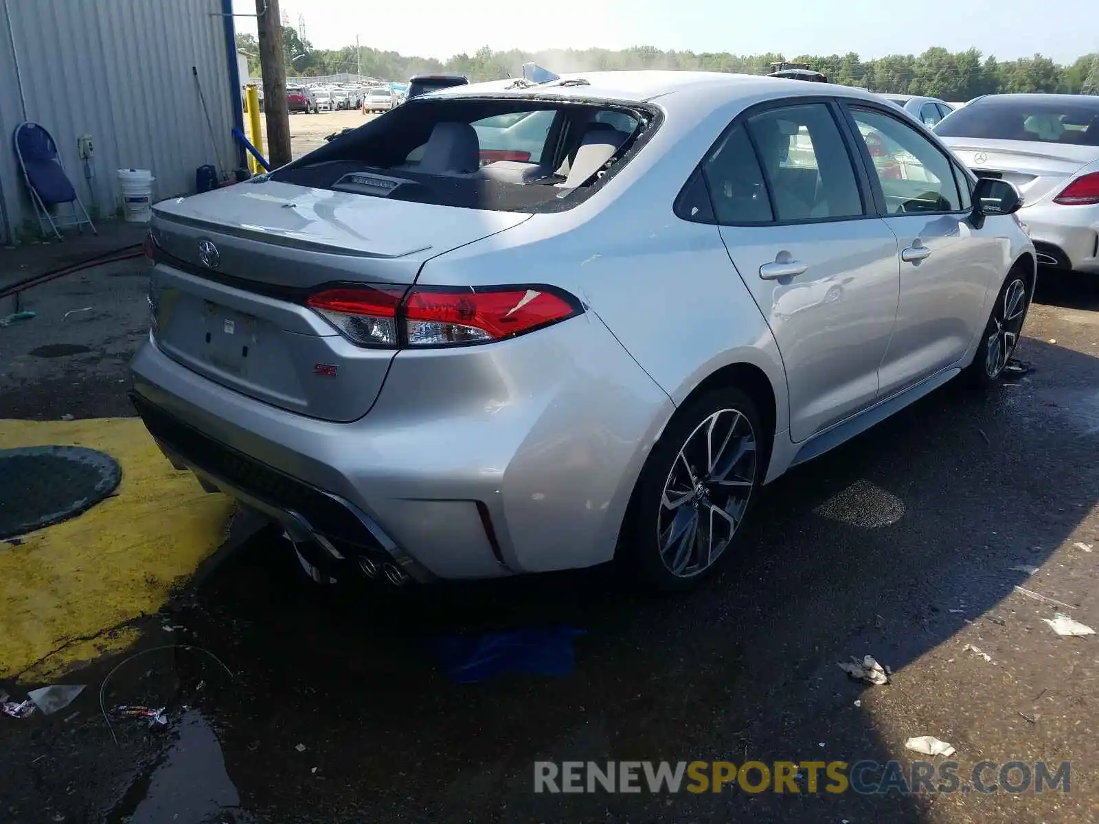 4 Photograph of a damaged car JTDS4RCE5LJ006254 TOYOTA COROLLA 2020