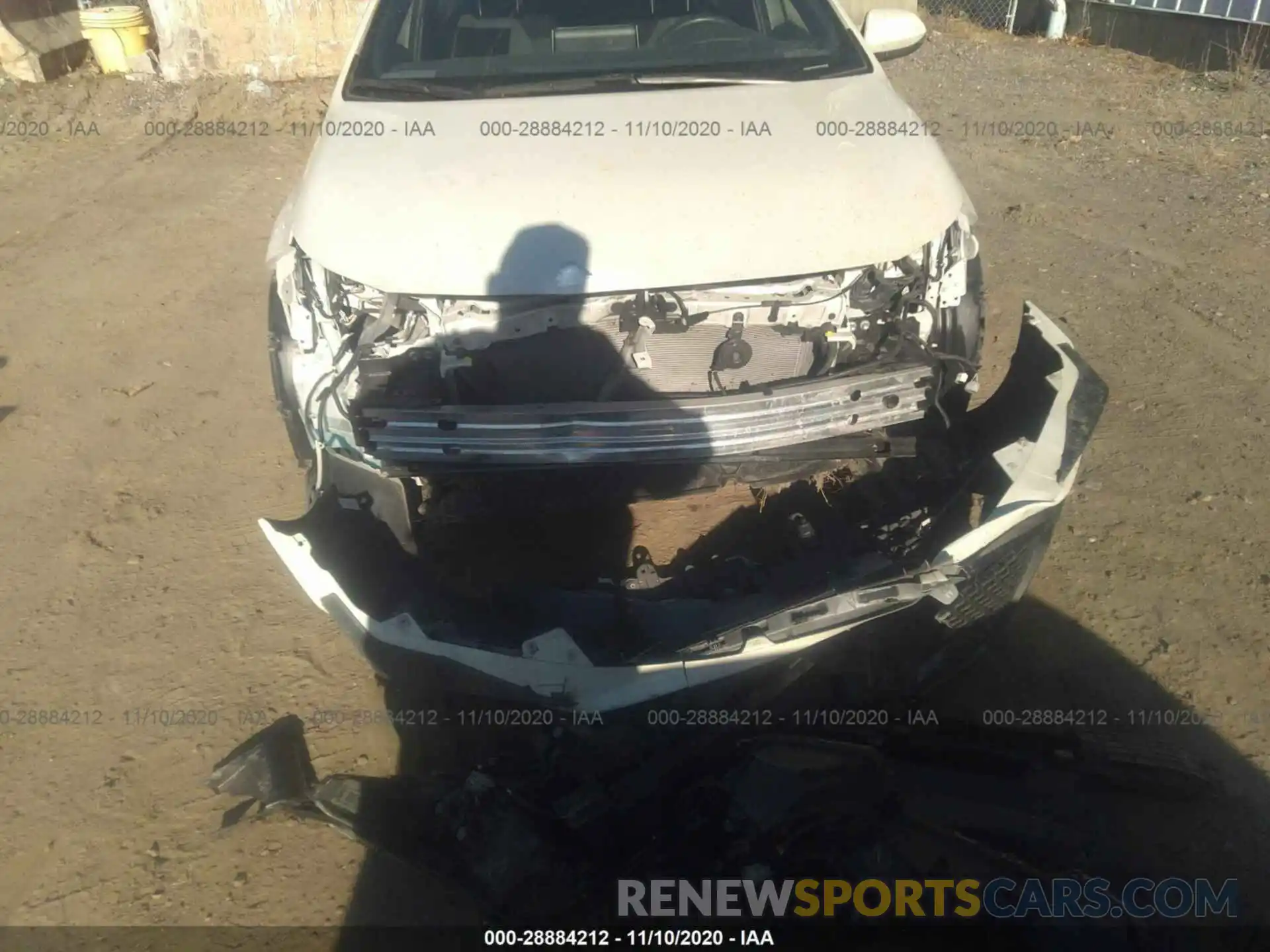 6 Photograph of a damaged car JTDS4RCE5LJ010675 TOYOTA COROLLA 2020