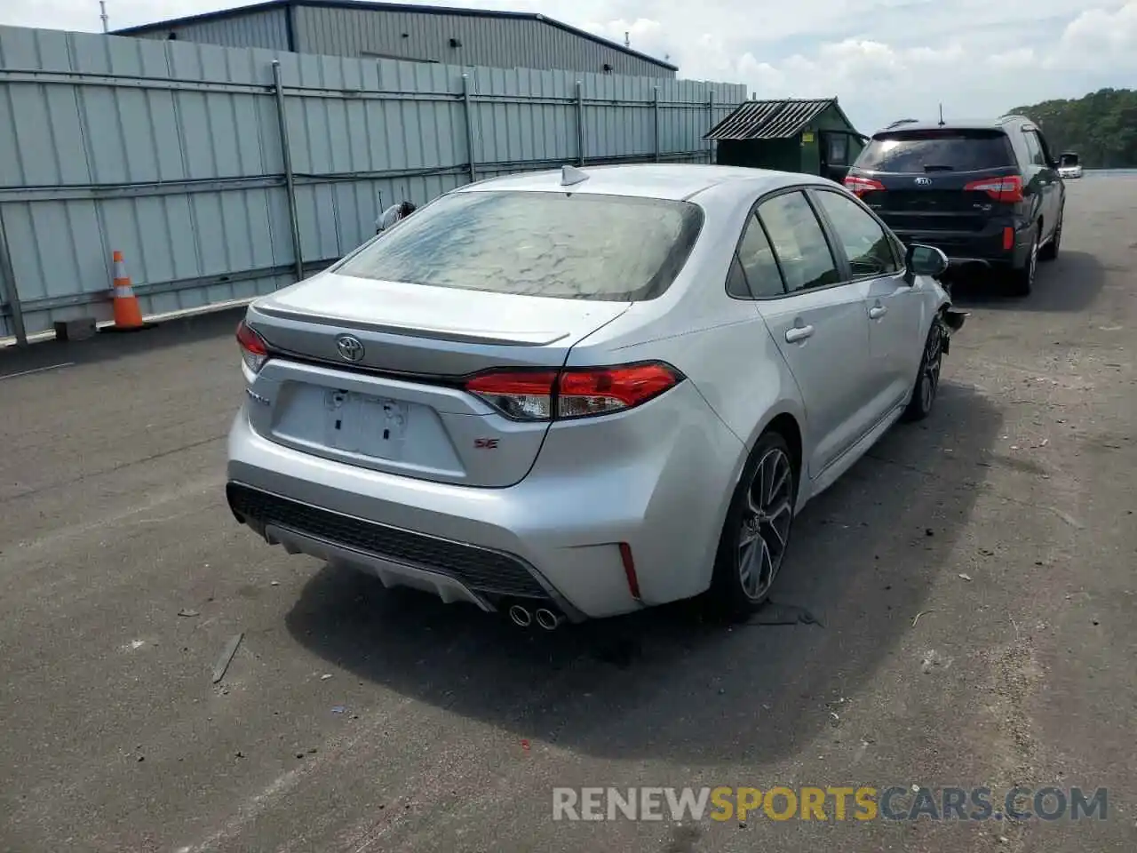 4 Photograph of a damaged car JTDS4RCE5LJ010918 TOYOTA COROLLA 2020