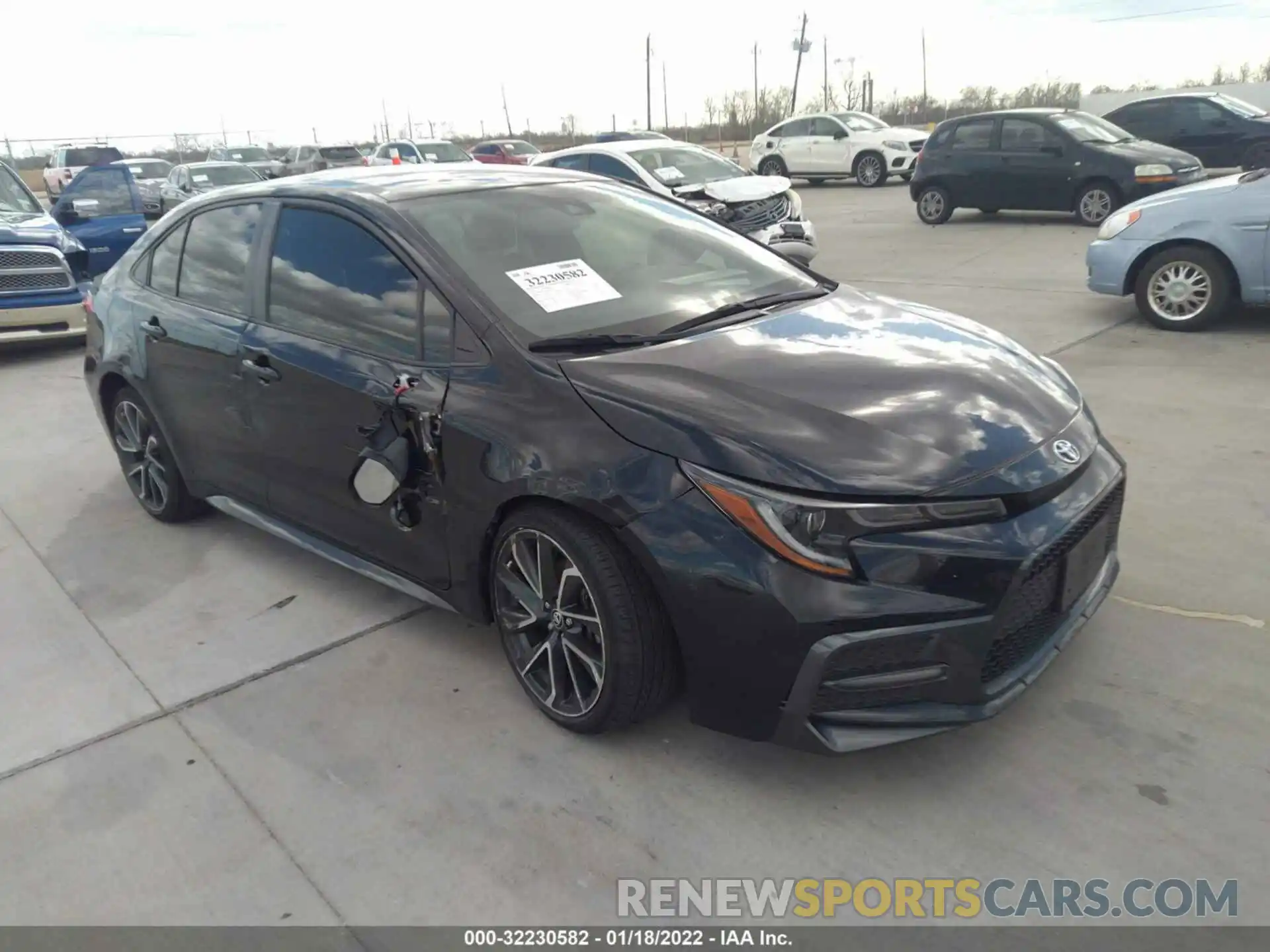 1 Photograph of a damaged car JTDS4RCE5LJ013205 TOYOTA COROLLA 2020