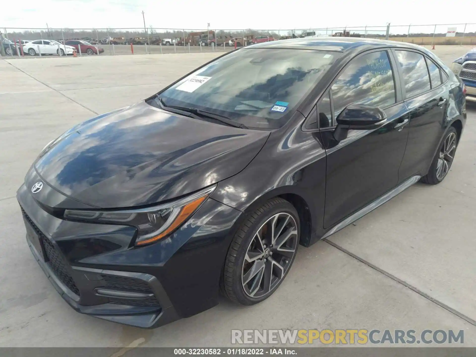 2 Photograph of a damaged car JTDS4RCE5LJ013205 TOYOTA COROLLA 2020