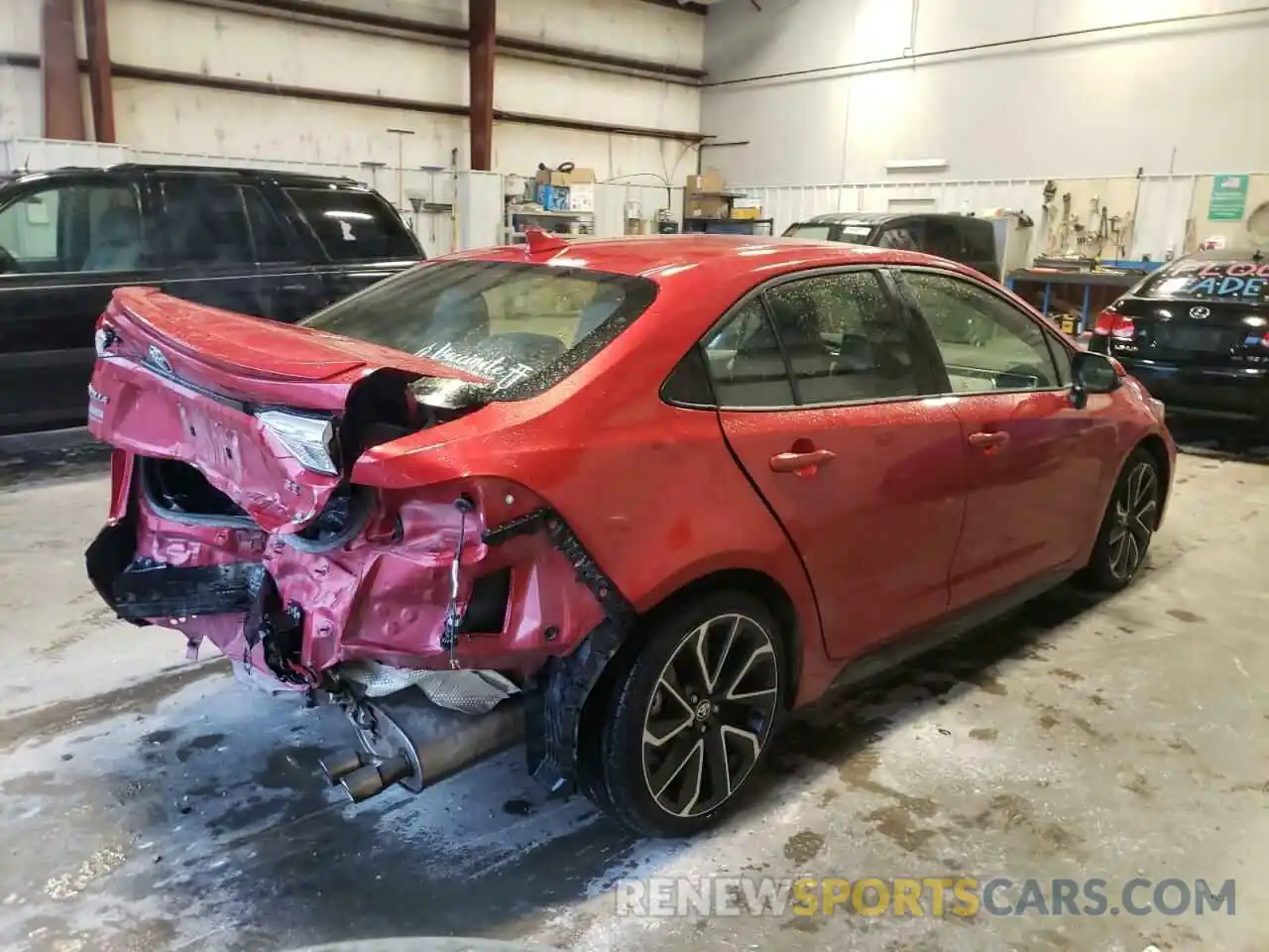 4 Photograph of a damaged car JTDS4RCE5LJ013804 TOYOTA COROLLA 2020