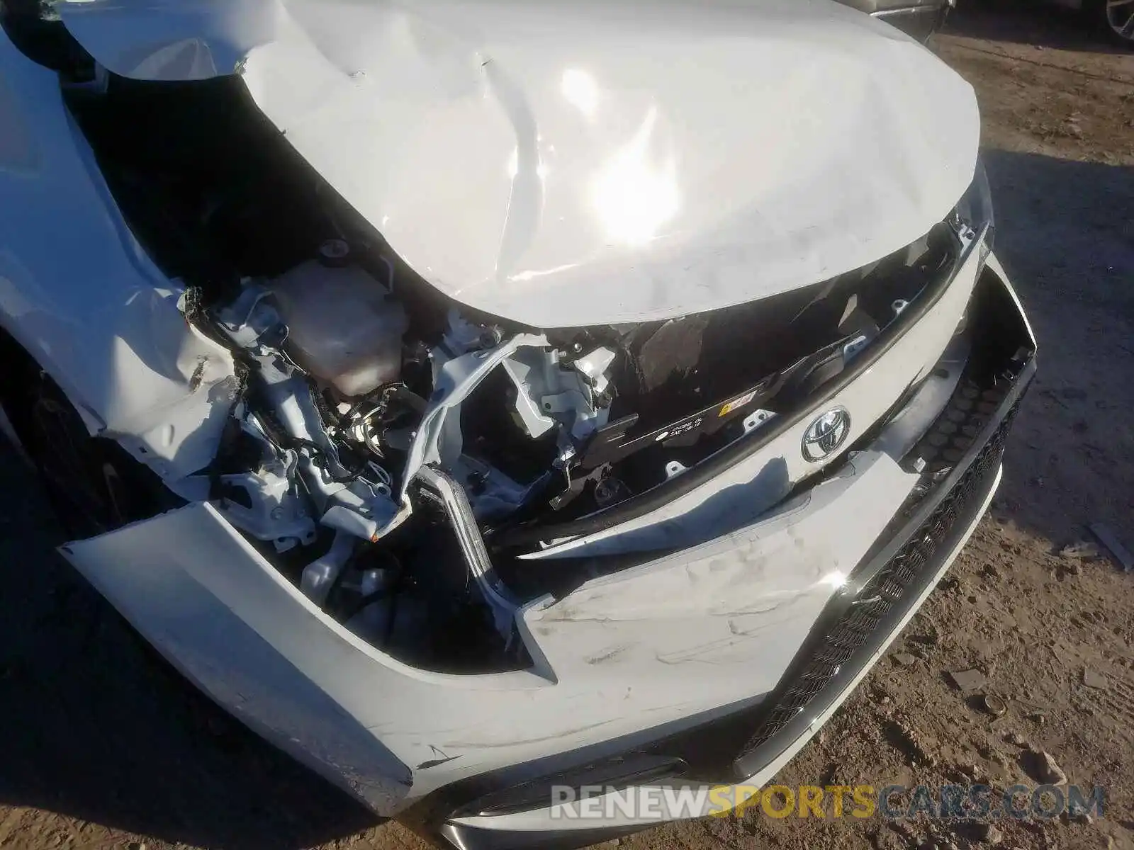 9 Photograph of a damaged car JTDS4RCE5LJ015651 TOYOTA COROLLA 2020