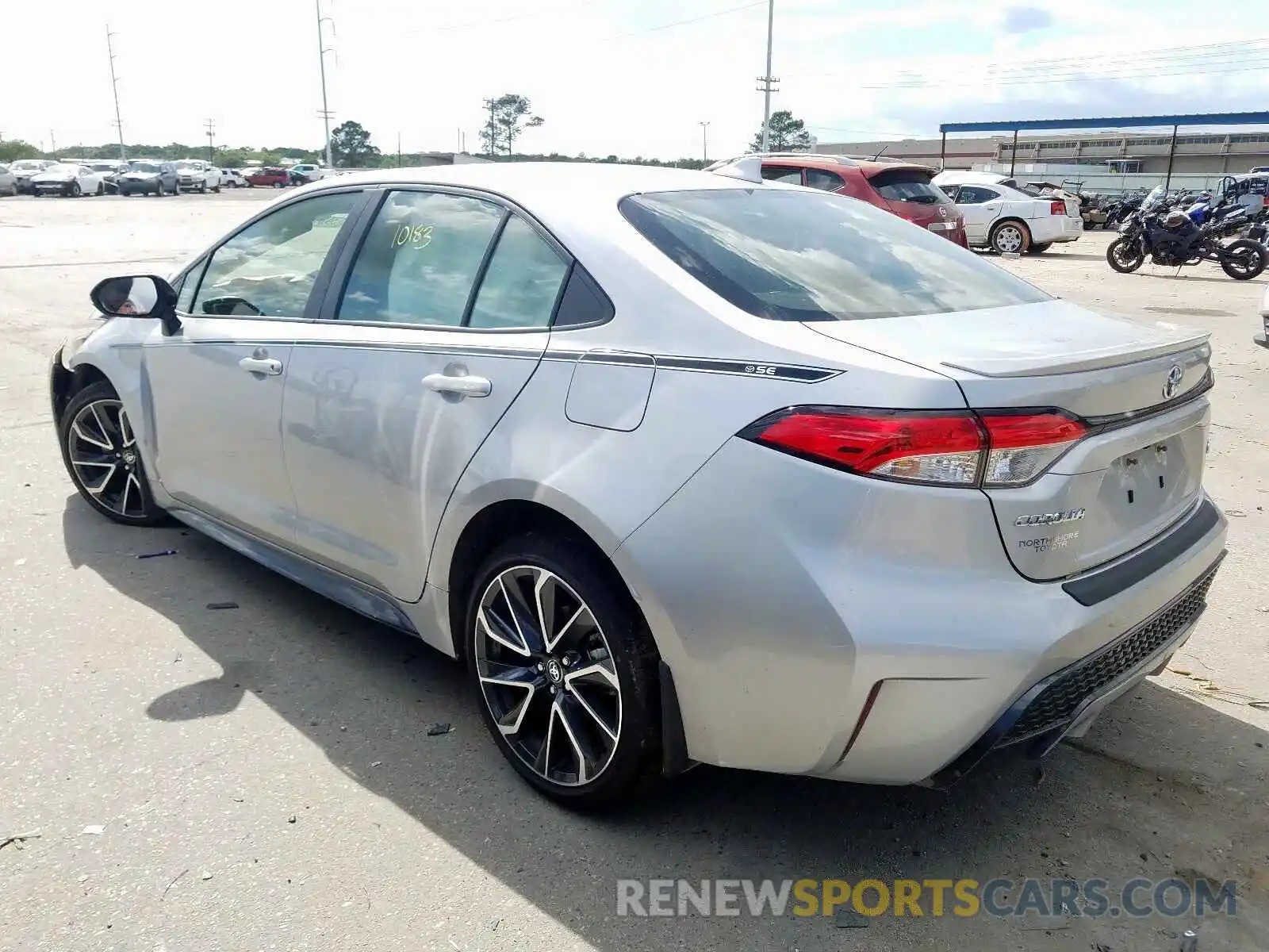 3 Photograph of a damaged car JTDS4RCE5LJ015682 TOYOTA COROLLA 2020