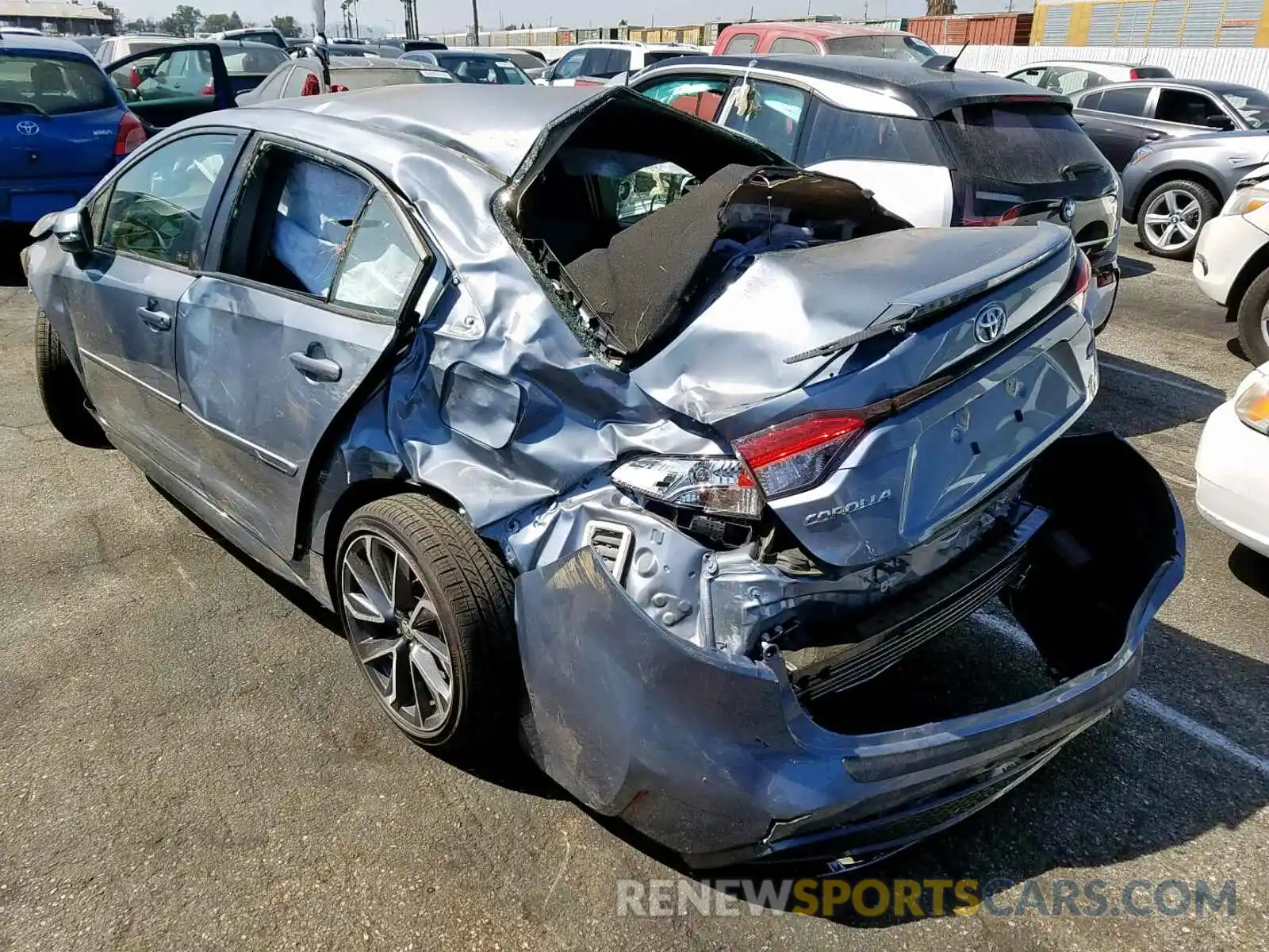 9 Photograph of a damaged car JTDS4RCE5LJ018923 TOYOTA COROLLA 2020