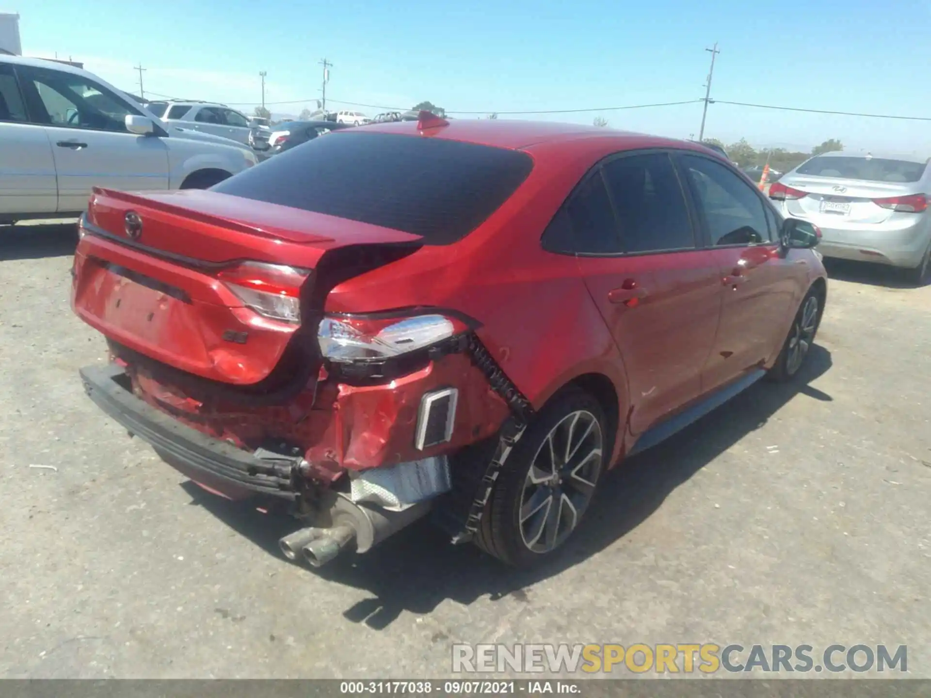 4 Photograph of a damaged car JTDS4RCE5LJ018937 TOYOTA COROLLA 2020