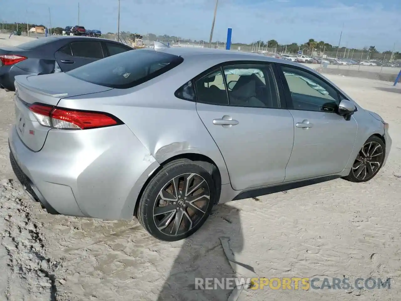 3 Photograph of a damaged car JTDS4RCE5LJ022664 TOYOTA COROLLA 2020