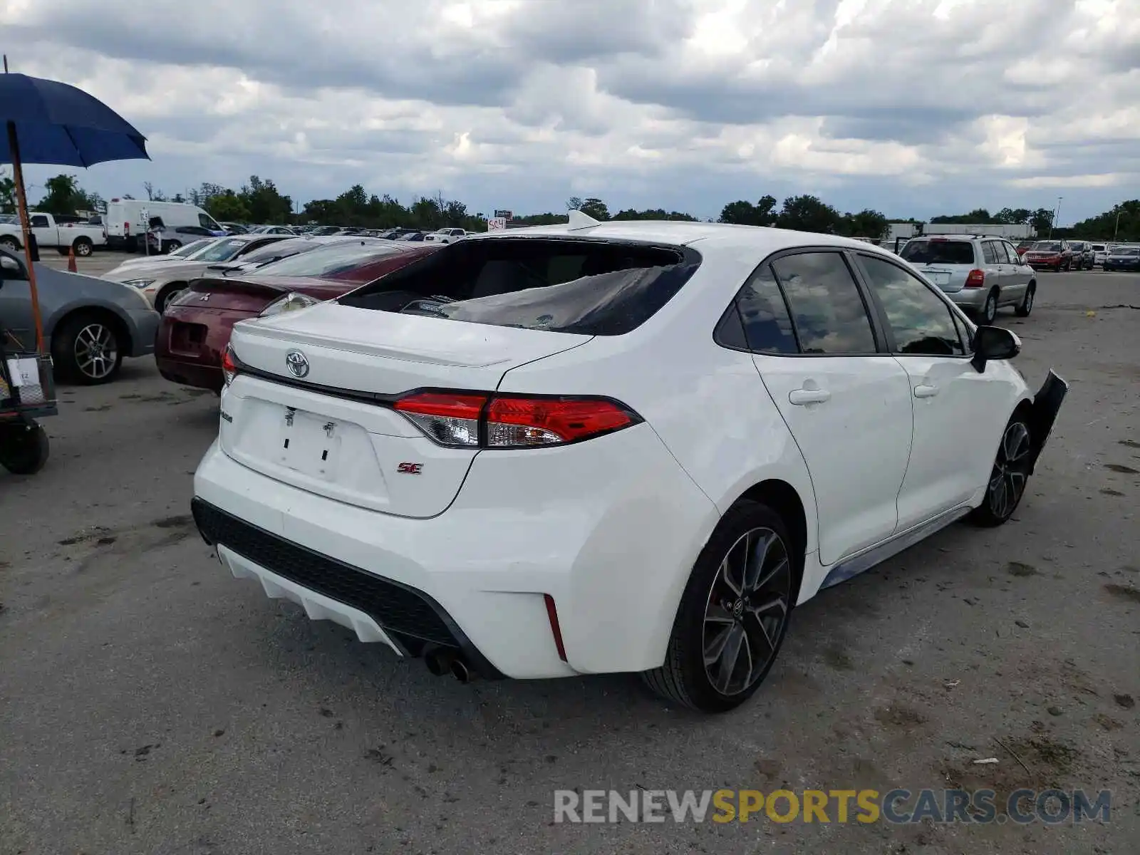 4 Photograph of a damaged car JTDS4RCE5LJ027265 TOYOTA COROLLA 2020