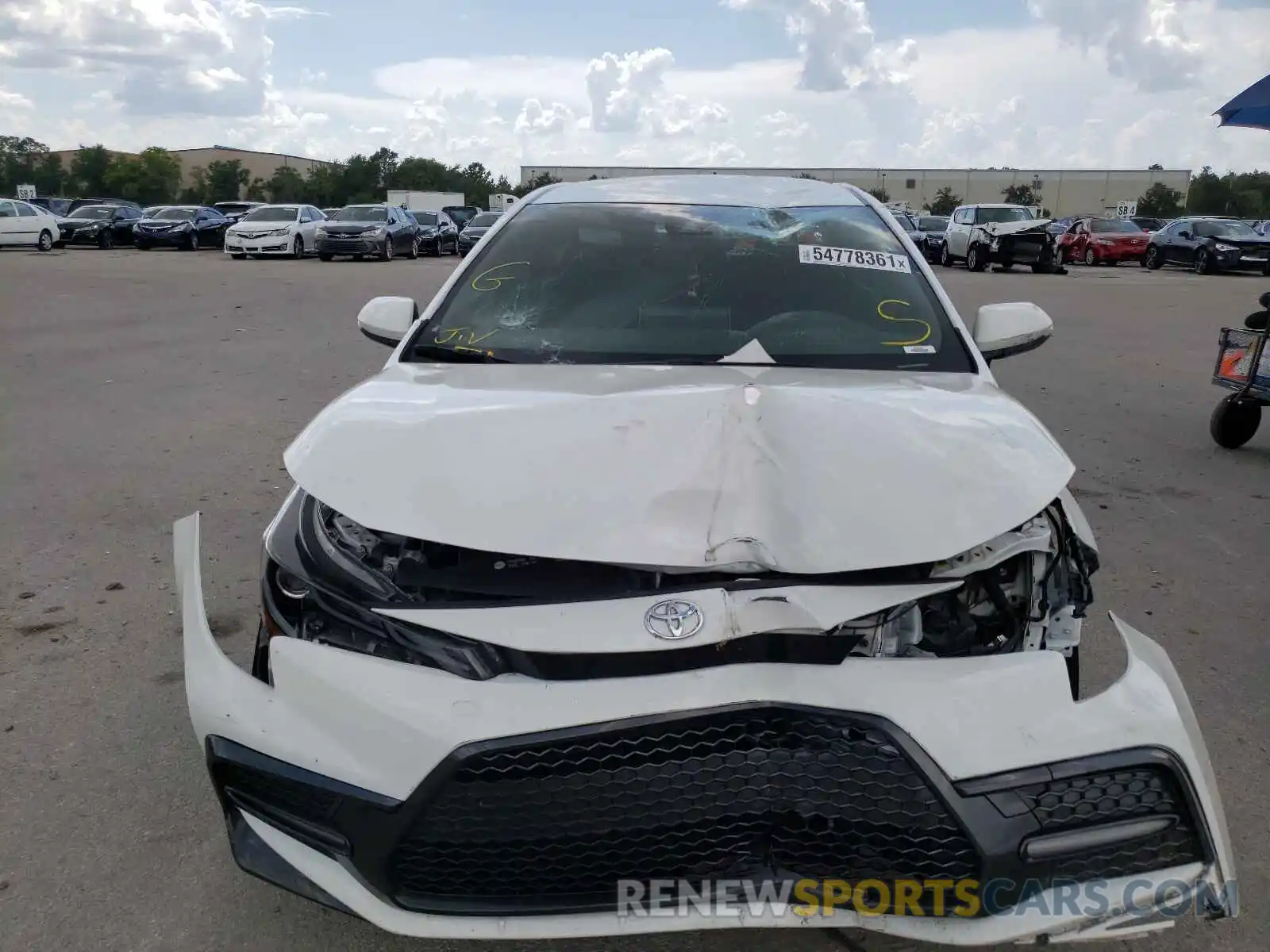 9 Photograph of a damaged car JTDS4RCE5LJ027265 TOYOTA COROLLA 2020