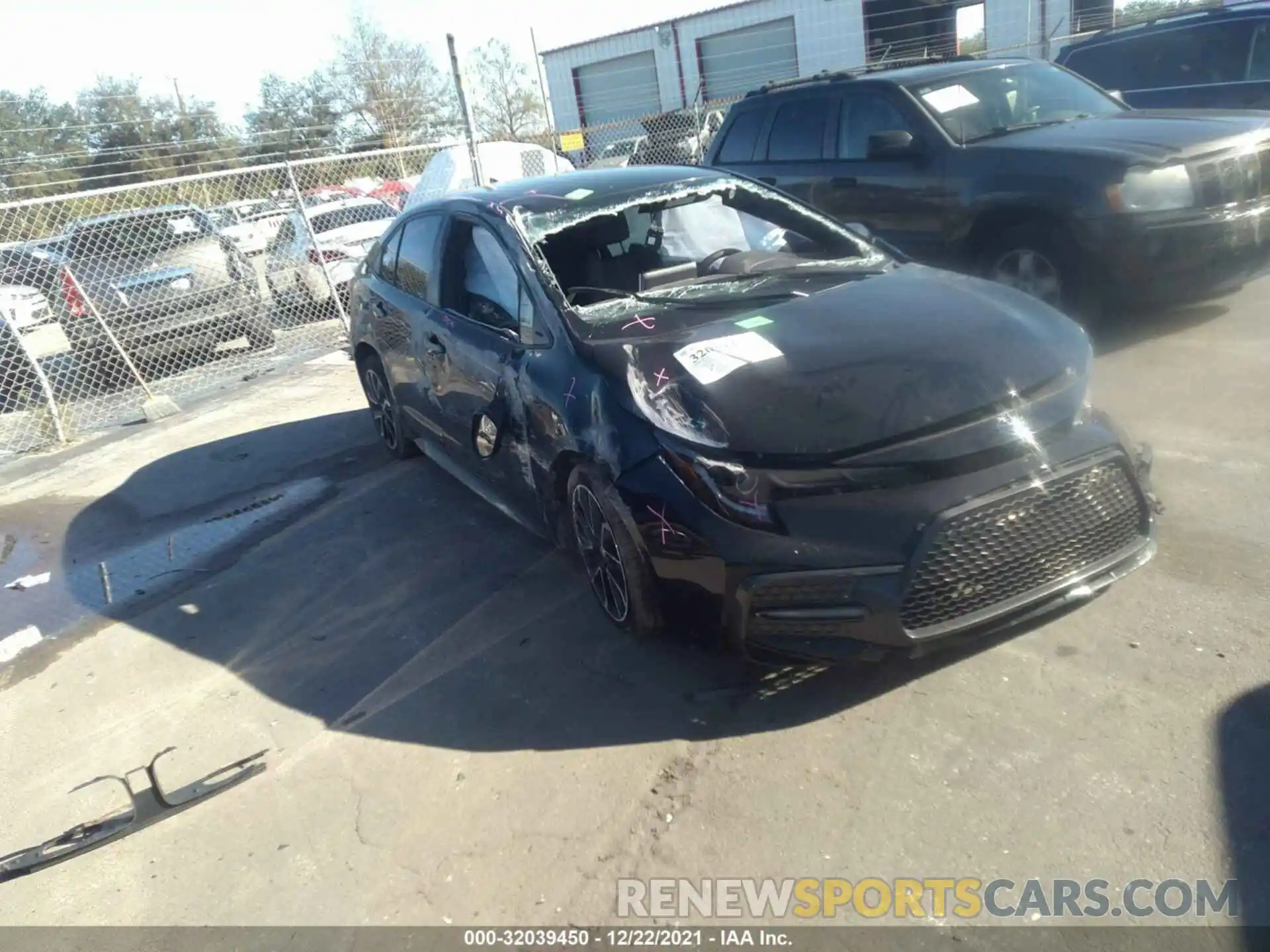 1 Photograph of a damaged car JTDS4RCE5LJ029405 TOYOTA COROLLA 2020