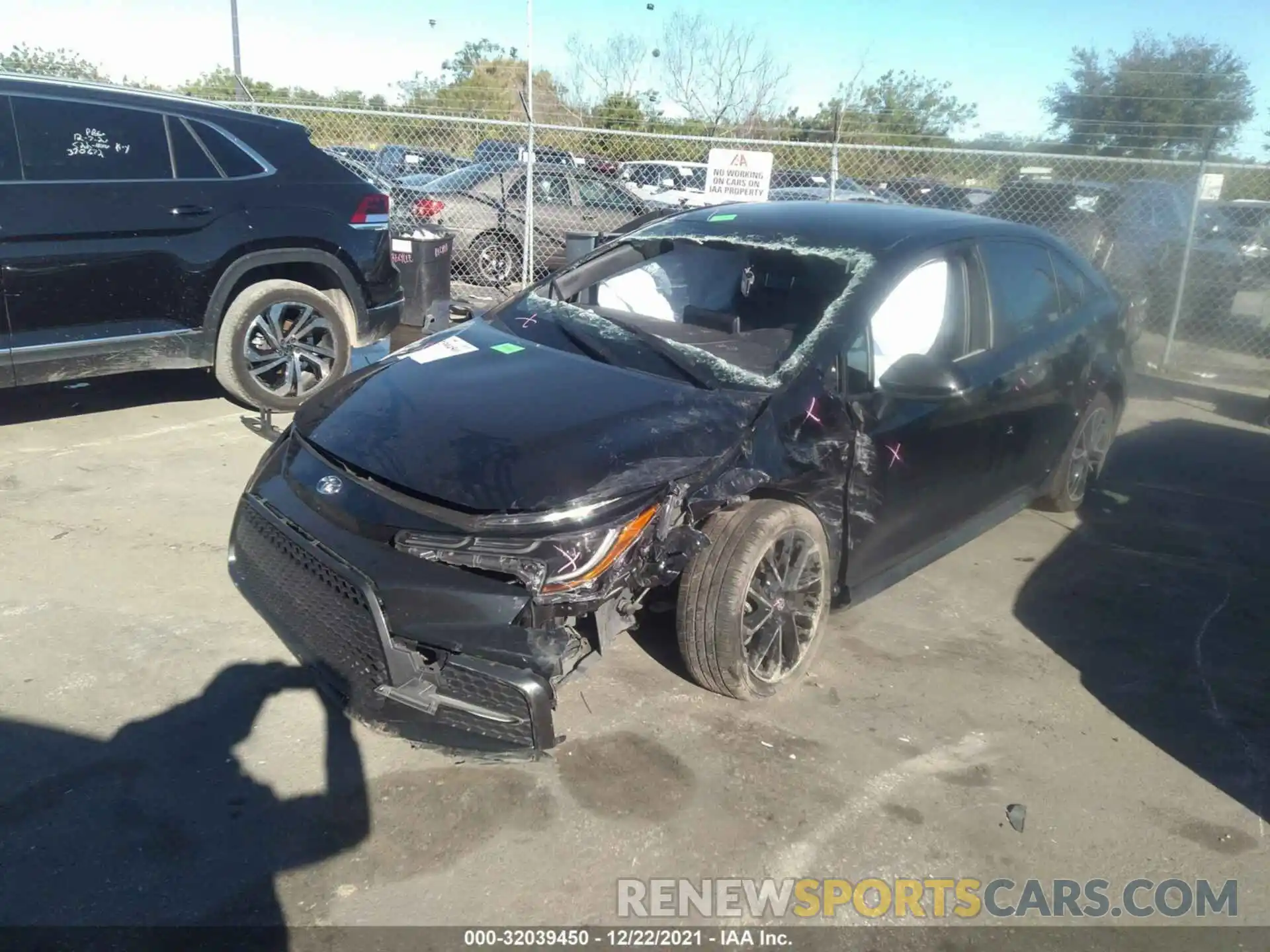 2 Photograph of a damaged car JTDS4RCE5LJ029405 TOYOTA COROLLA 2020