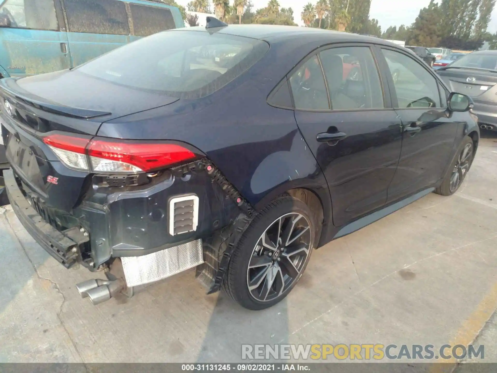 4 Photograph of a damaged car JTDS4RCE5LJ031803 TOYOTA COROLLA 2020