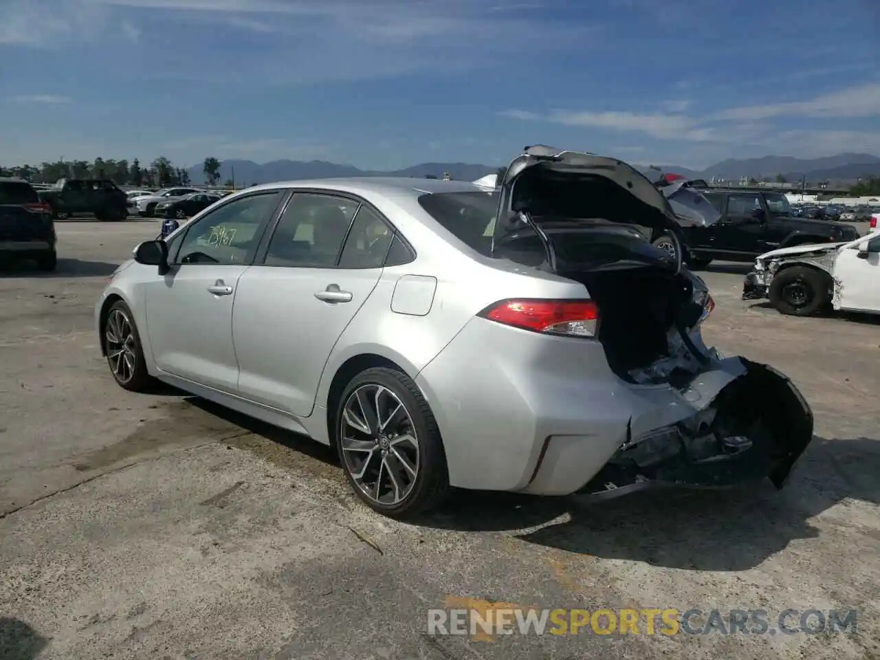 3 Photograph of a damaged car JTDS4RCE5LJ033437 TOYOTA COROLLA 2020