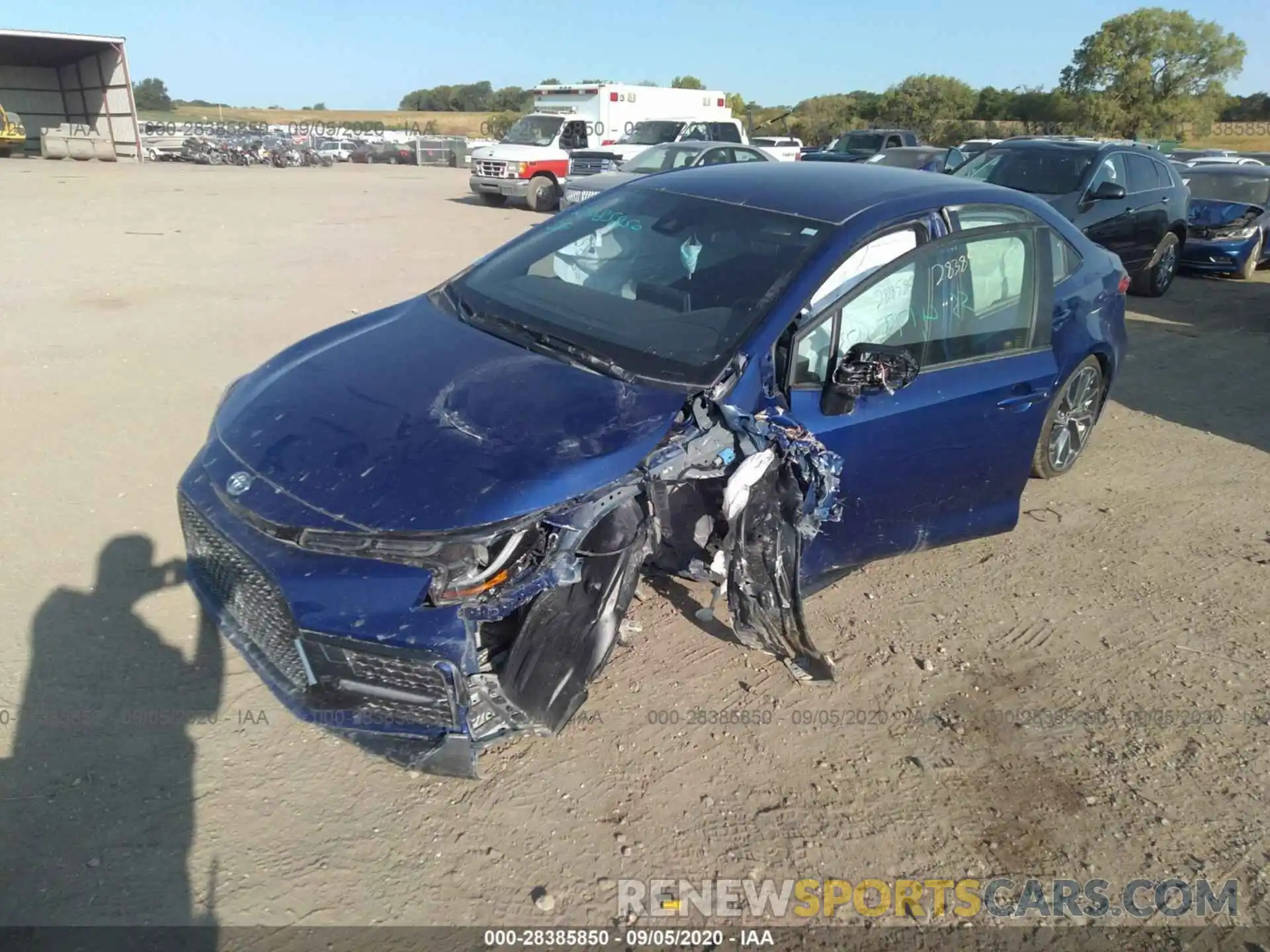 2 Photograph of a damaged car JTDS4RCE5LJ036239 TOYOTA COROLLA 2020