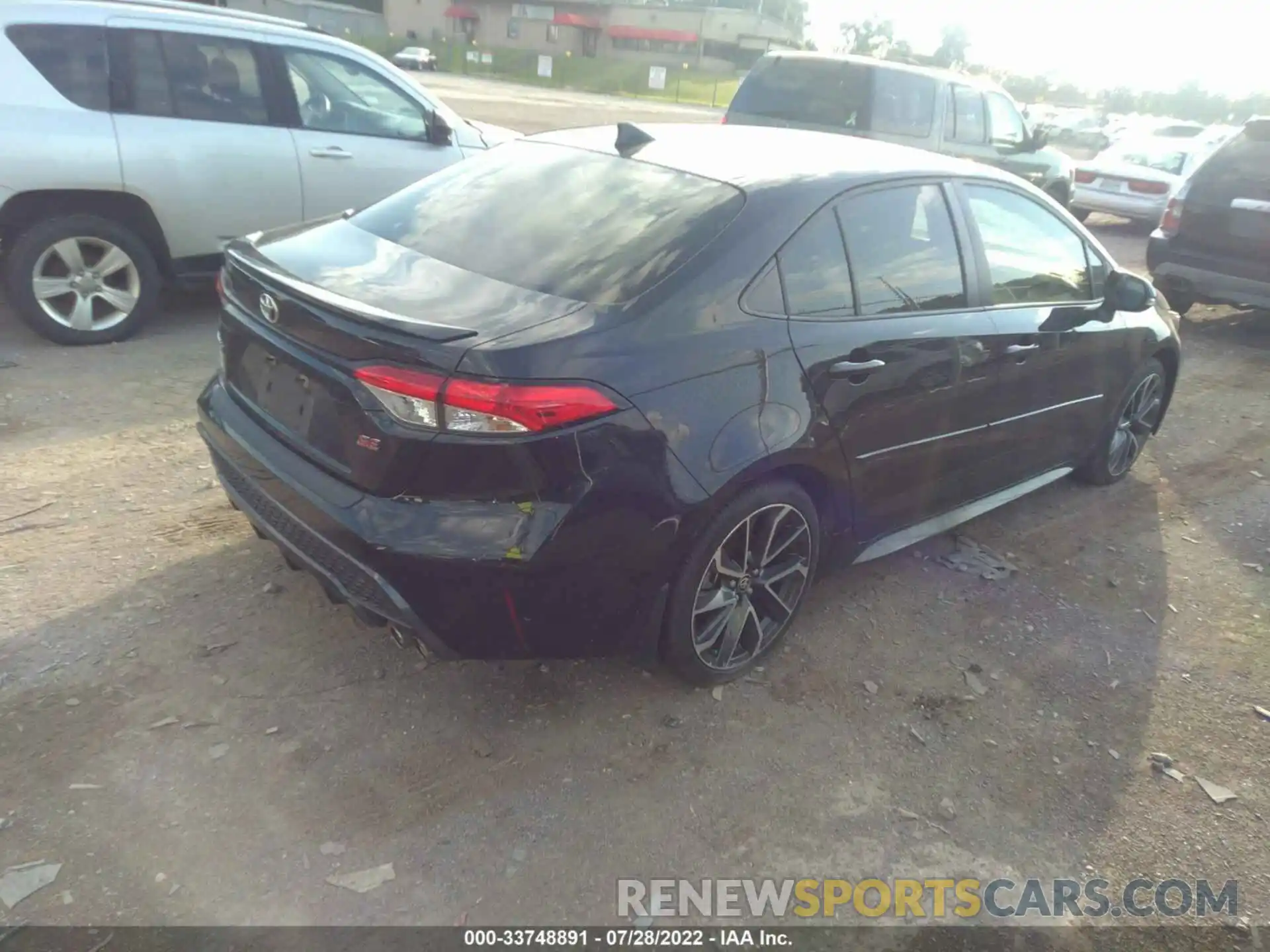 4 Photograph of a damaged car JTDS4RCE5LJ039464 TOYOTA COROLLA 2020