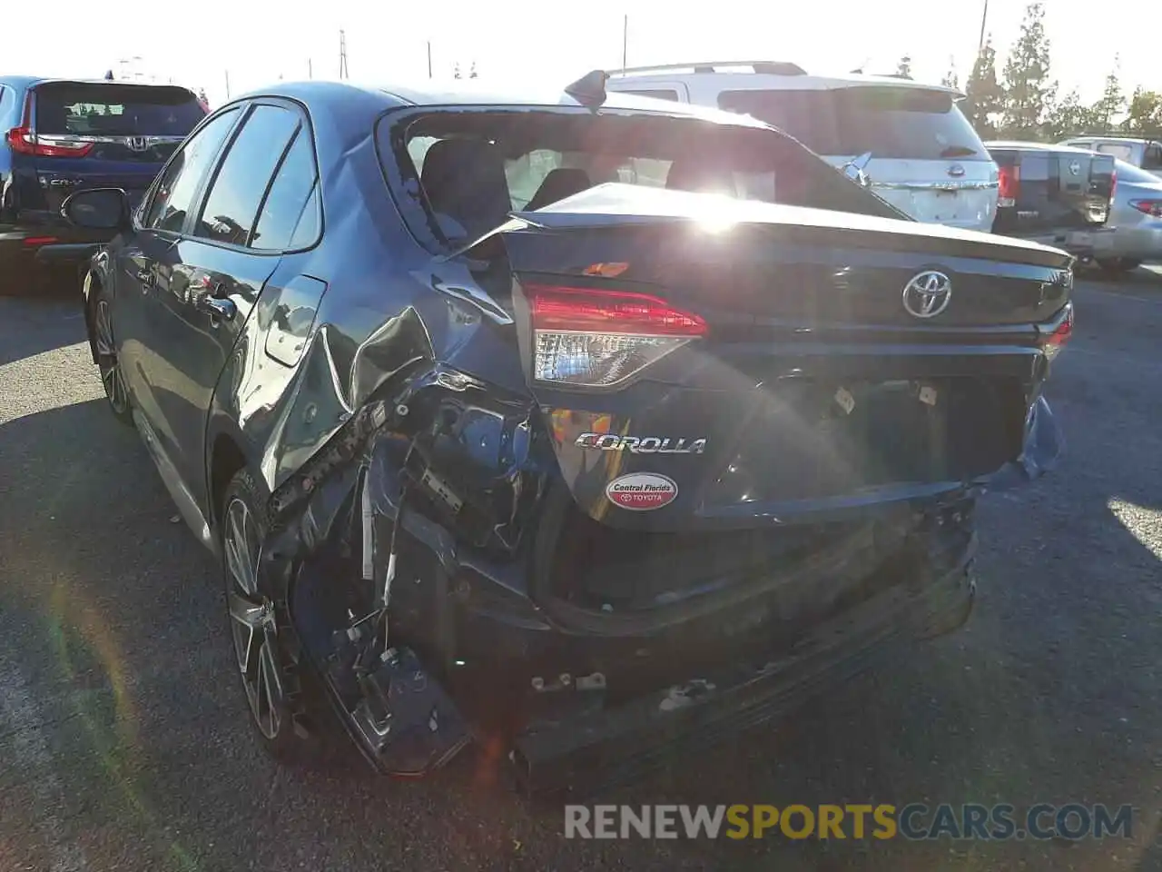 3 Photograph of a damaged car JTDS4RCE5LJ041215 TOYOTA COROLLA 2020