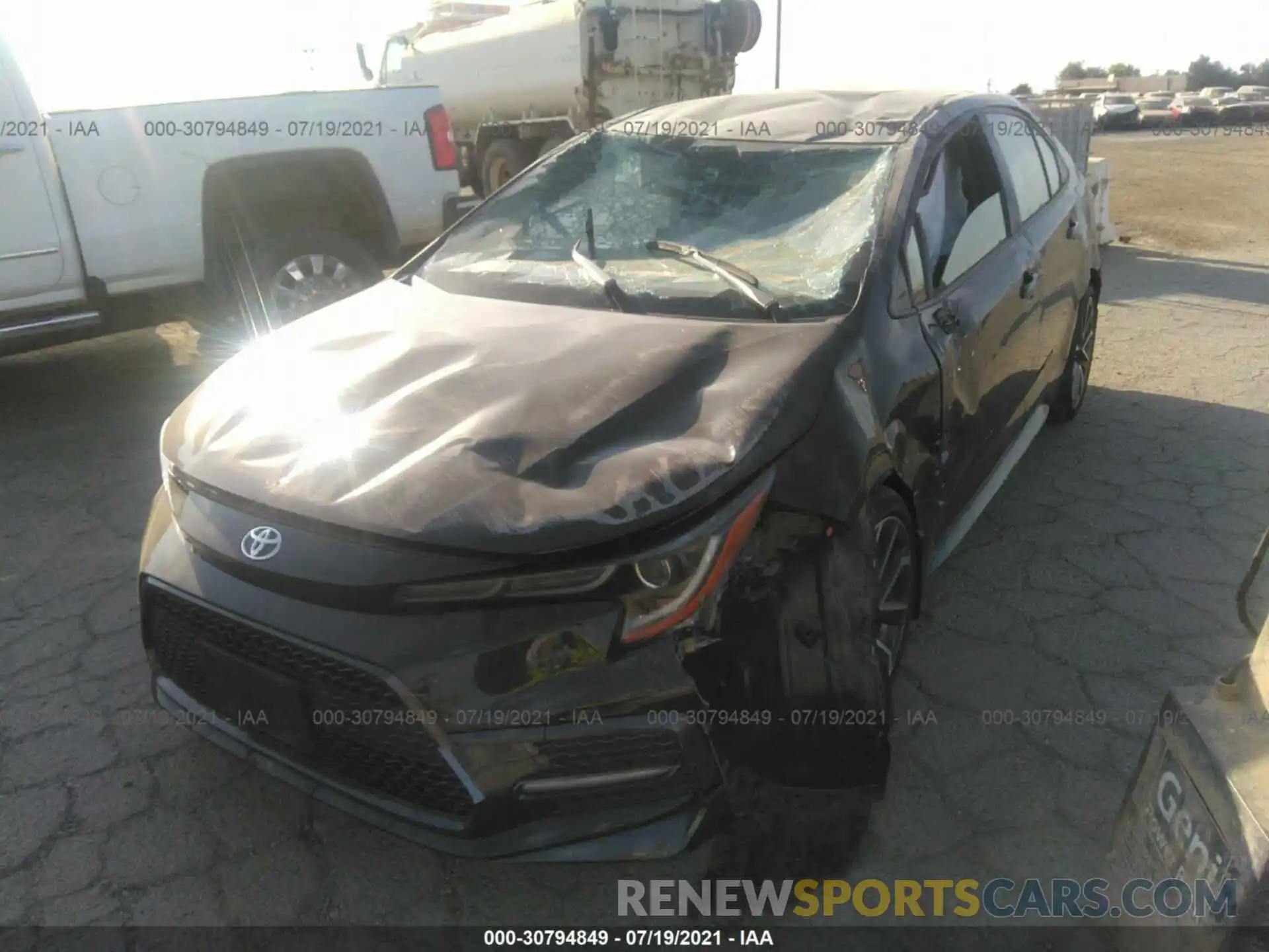 2 Photograph of a damaged car JTDS4RCE5LJ041280 TOYOTA COROLLA 2020