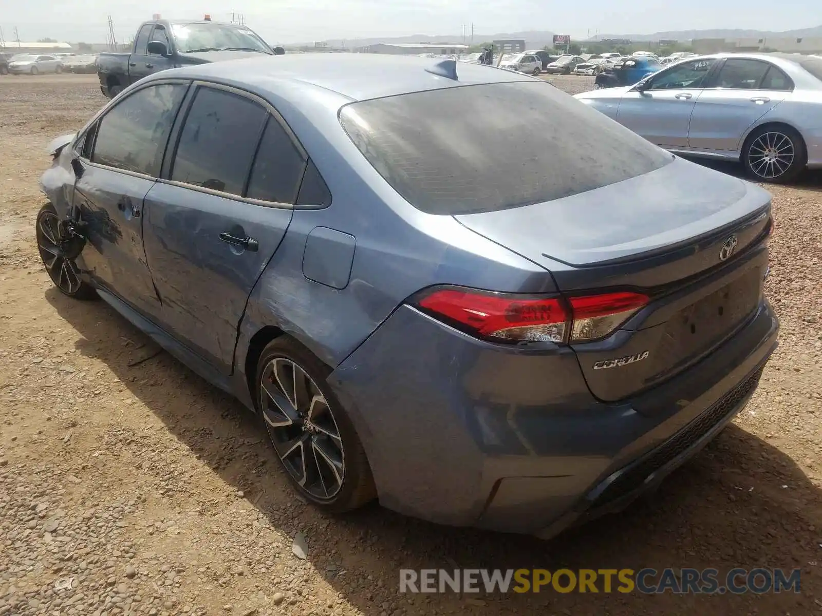 3 Photograph of a damaged car JTDS4RCE5LJ041702 TOYOTA COROLLA 2020