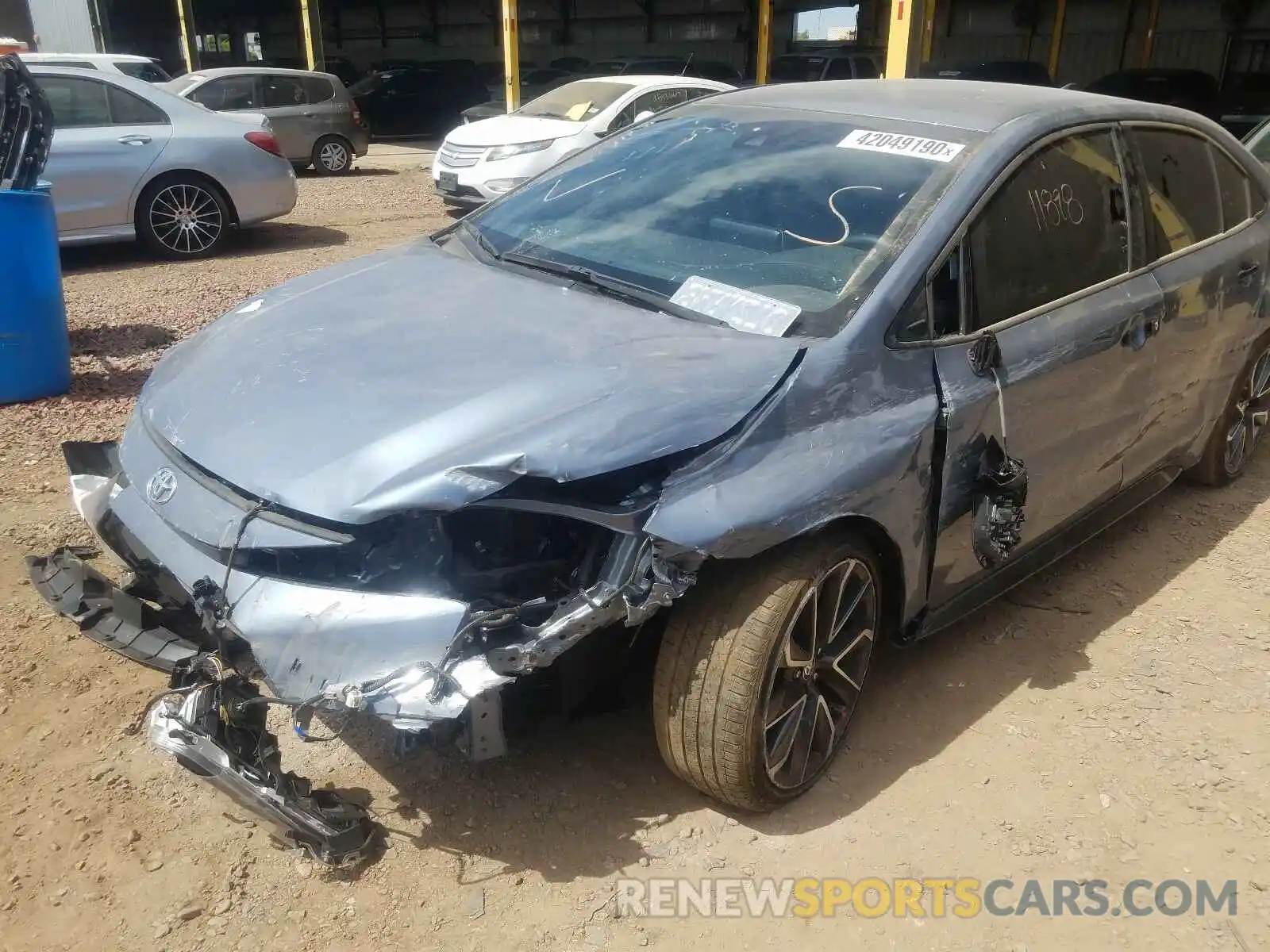 9 Photograph of a damaged car JTDS4RCE5LJ041702 TOYOTA COROLLA 2020