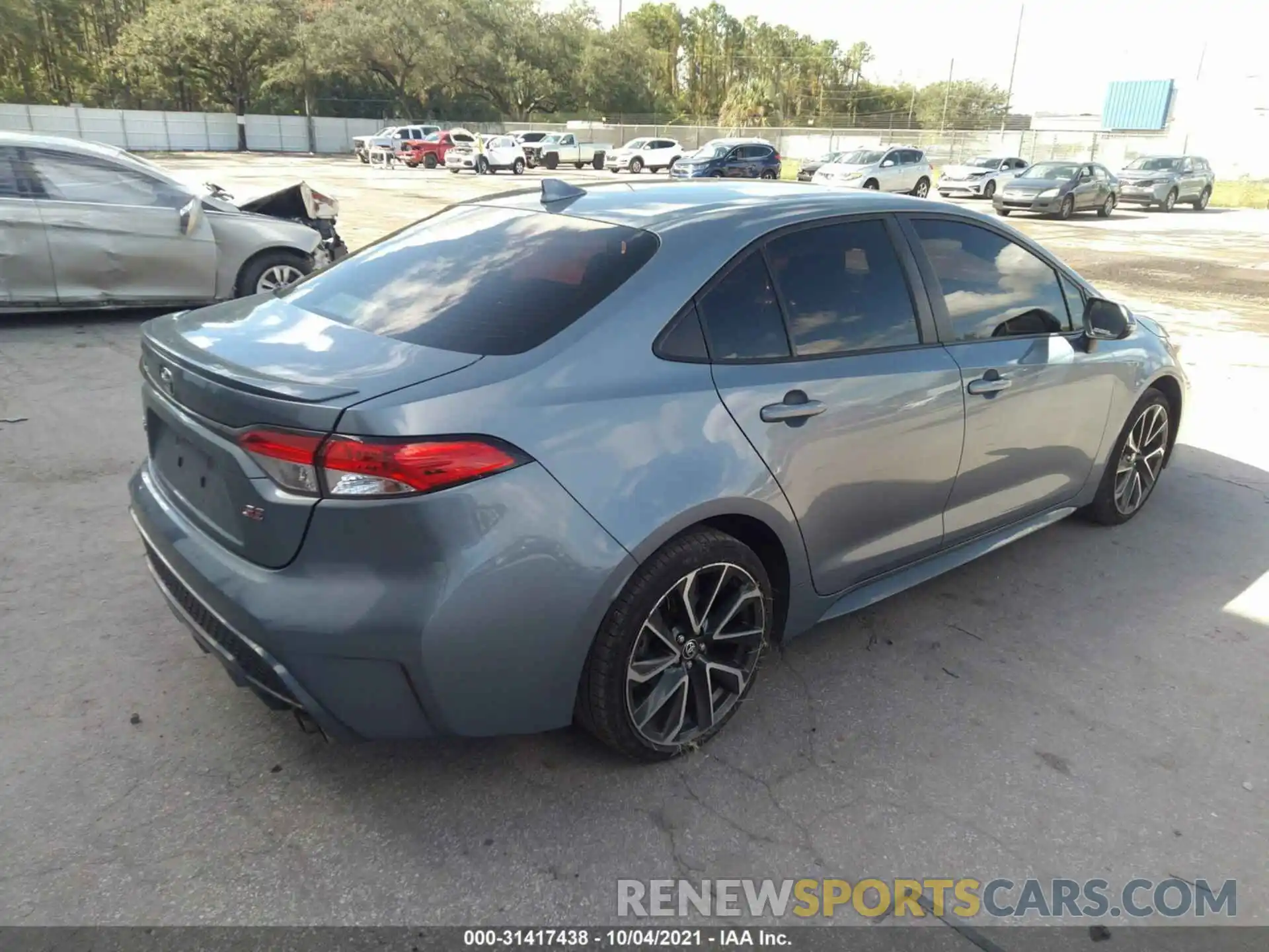 4 Photograph of a damaged car JTDS4RCE5LJ046396 TOYOTA COROLLA 2020