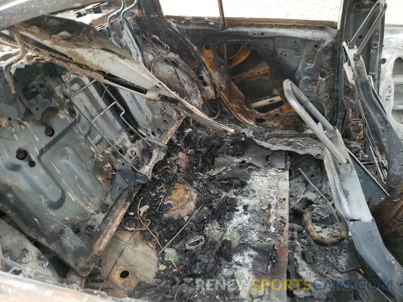 6 Photograph of a damaged car JTDS4RCE5LJ047466 TOYOTA COROLLA 2020