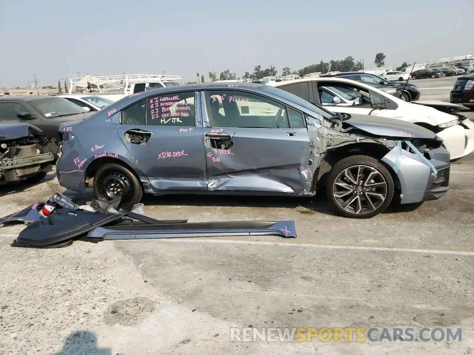 9 Photograph of a damaged car JTDS4RCE5LJ047886 TOYOTA COROLLA 2020