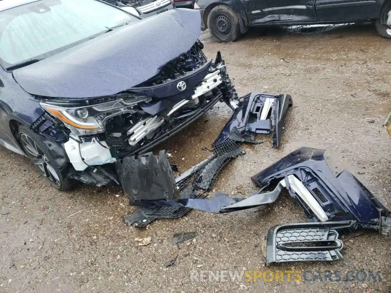 9 Photograph of a damaged car JTDS4RCE6LJ001225 TOYOTA COROLLA 2020