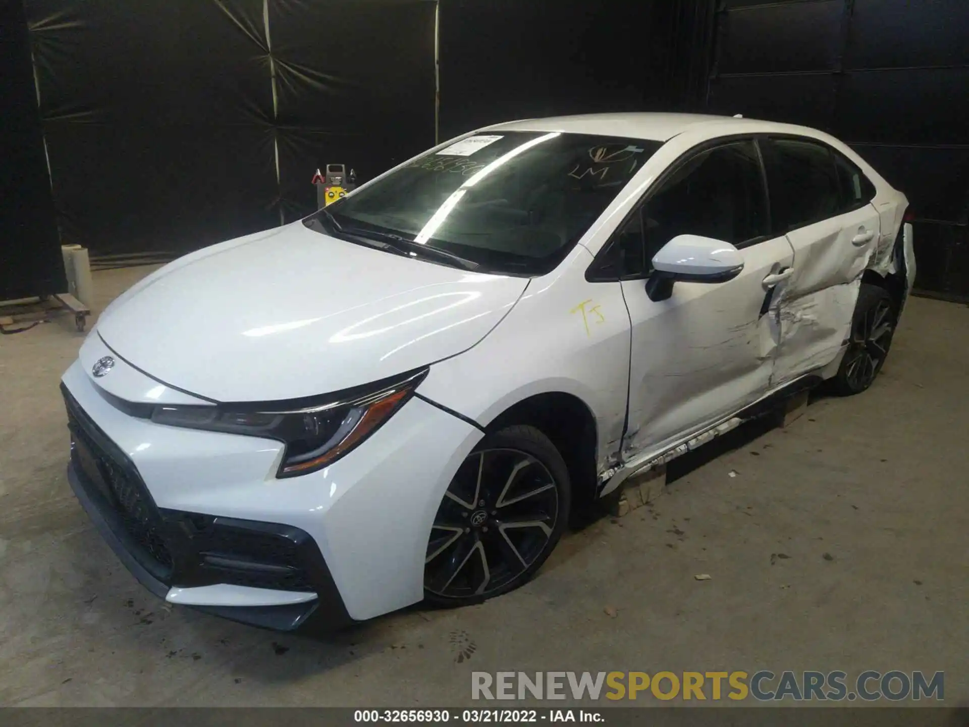 2 Photograph of a damaged car JTDS4RCE6LJ001273 TOYOTA COROLLA 2020