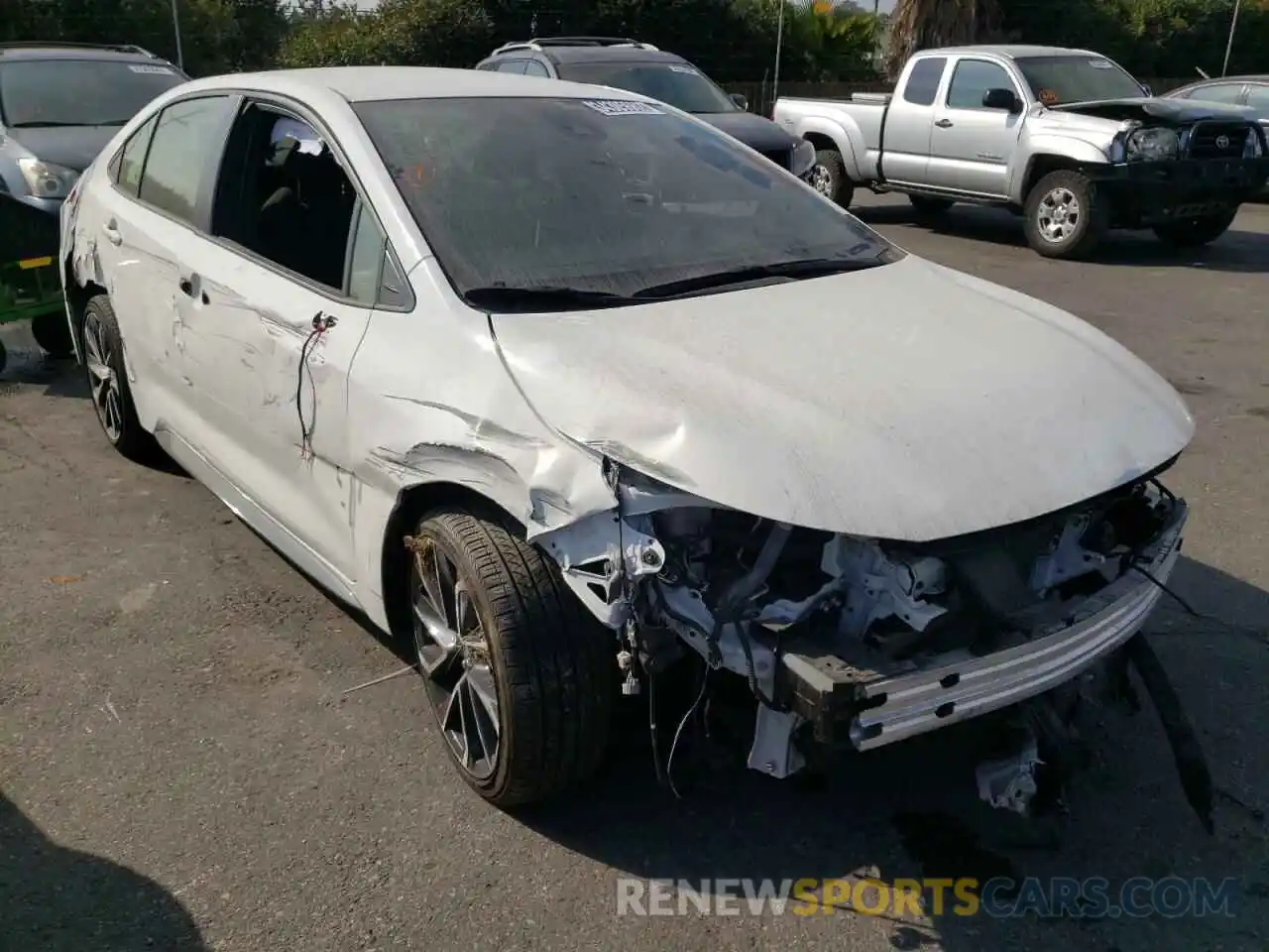 1 Photograph of a damaged car JTDS4RCE6LJ020826 TOYOTA COROLLA 2020