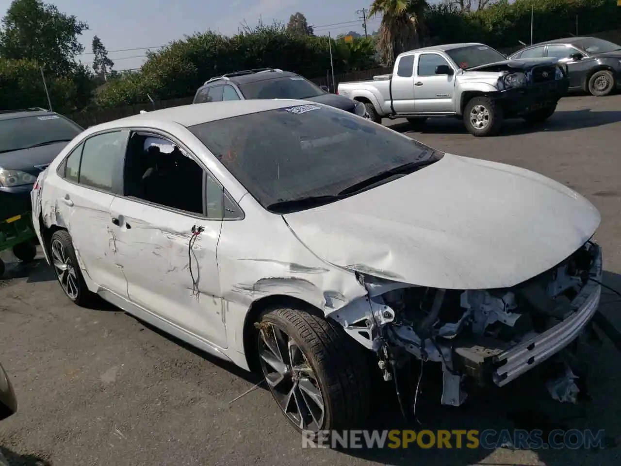 9 Photograph of a damaged car JTDS4RCE6LJ020826 TOYOTA COROLLA 2020