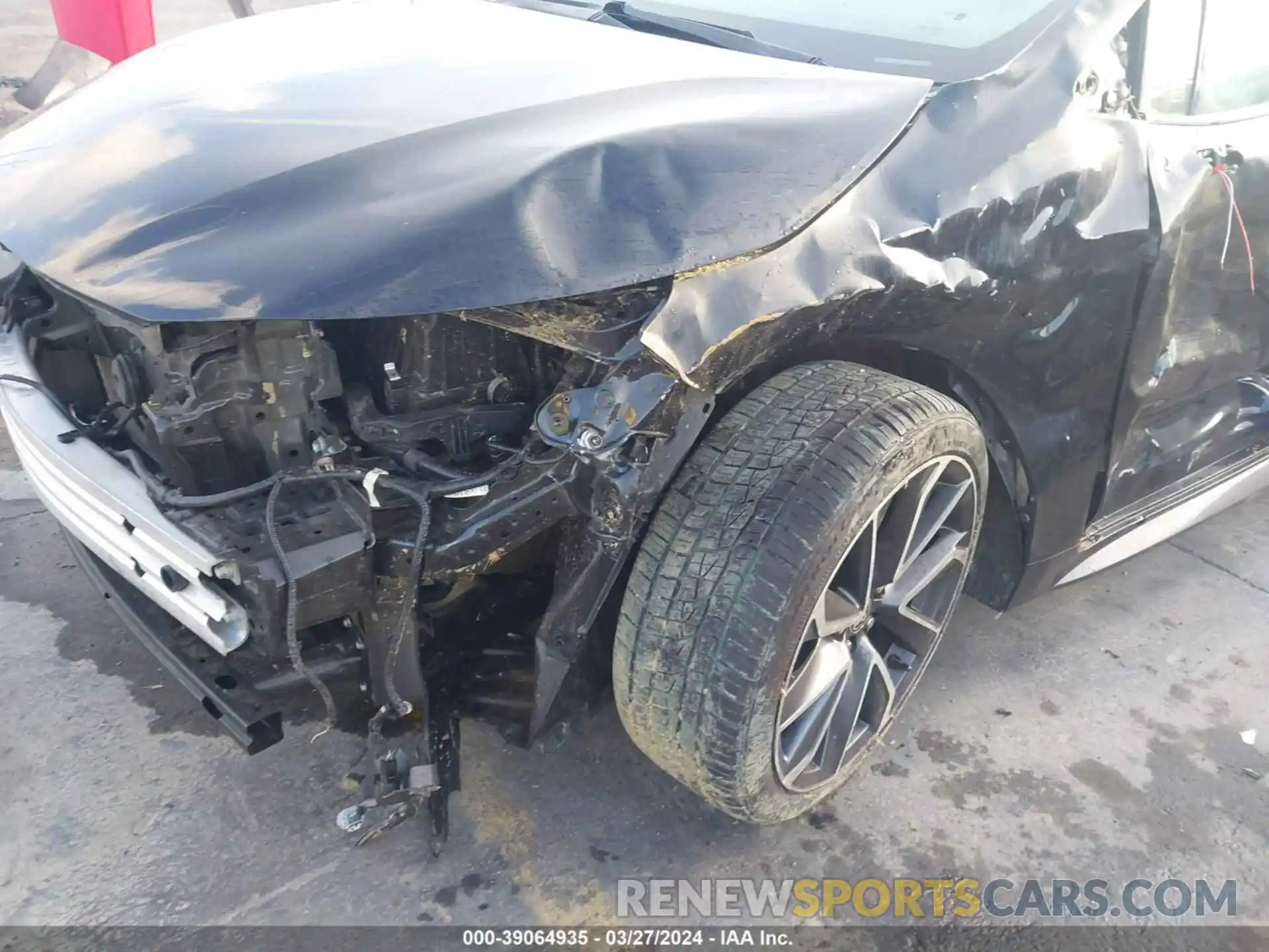 13 Photograph of a damaged car JTDS4RCE6LJ020986 TOYOTA COROLLA 2020