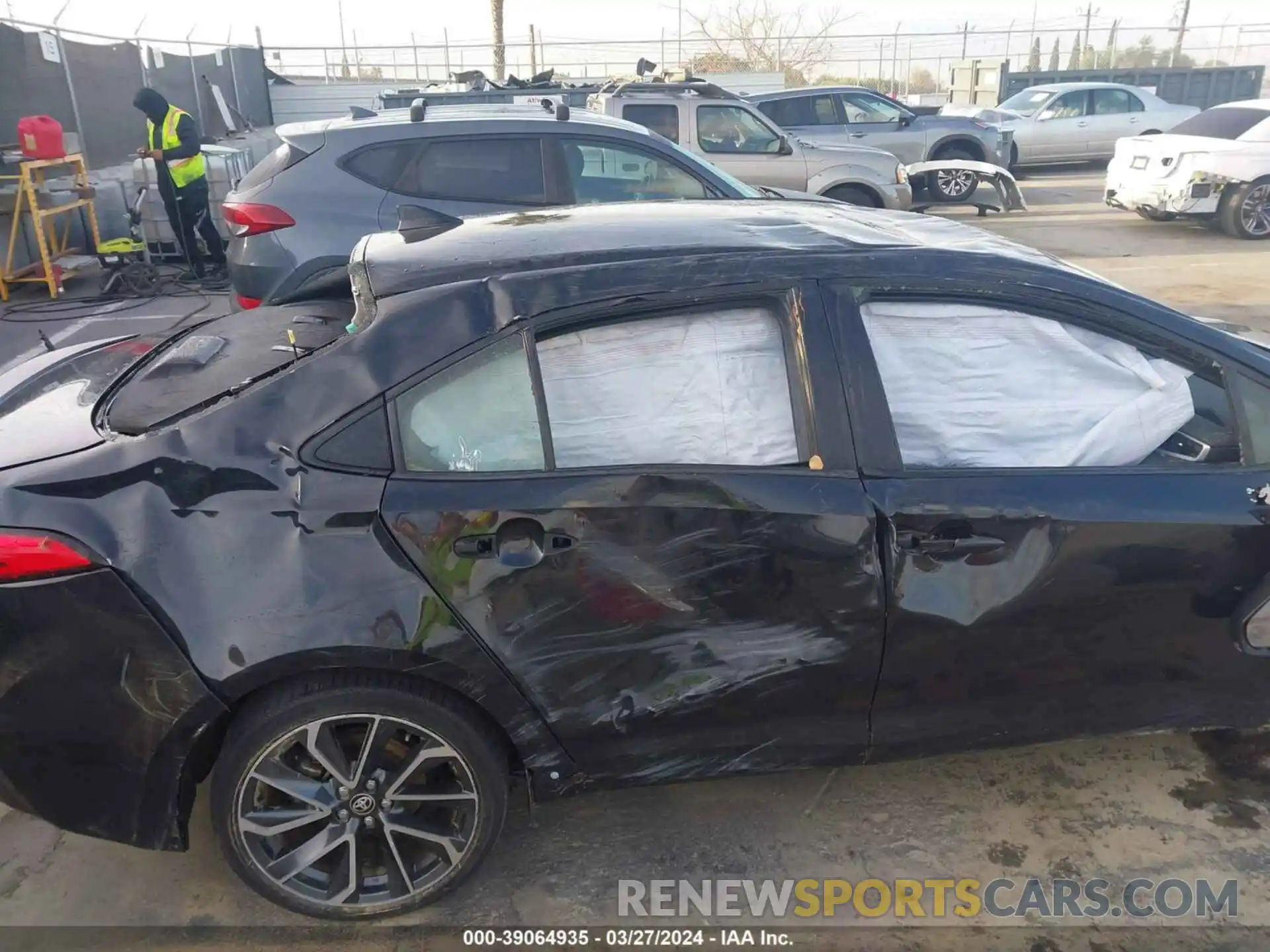 14 Photograph of a damaged car JTDS4RCE6LJ020986 TOYOTA COROLLA 2020