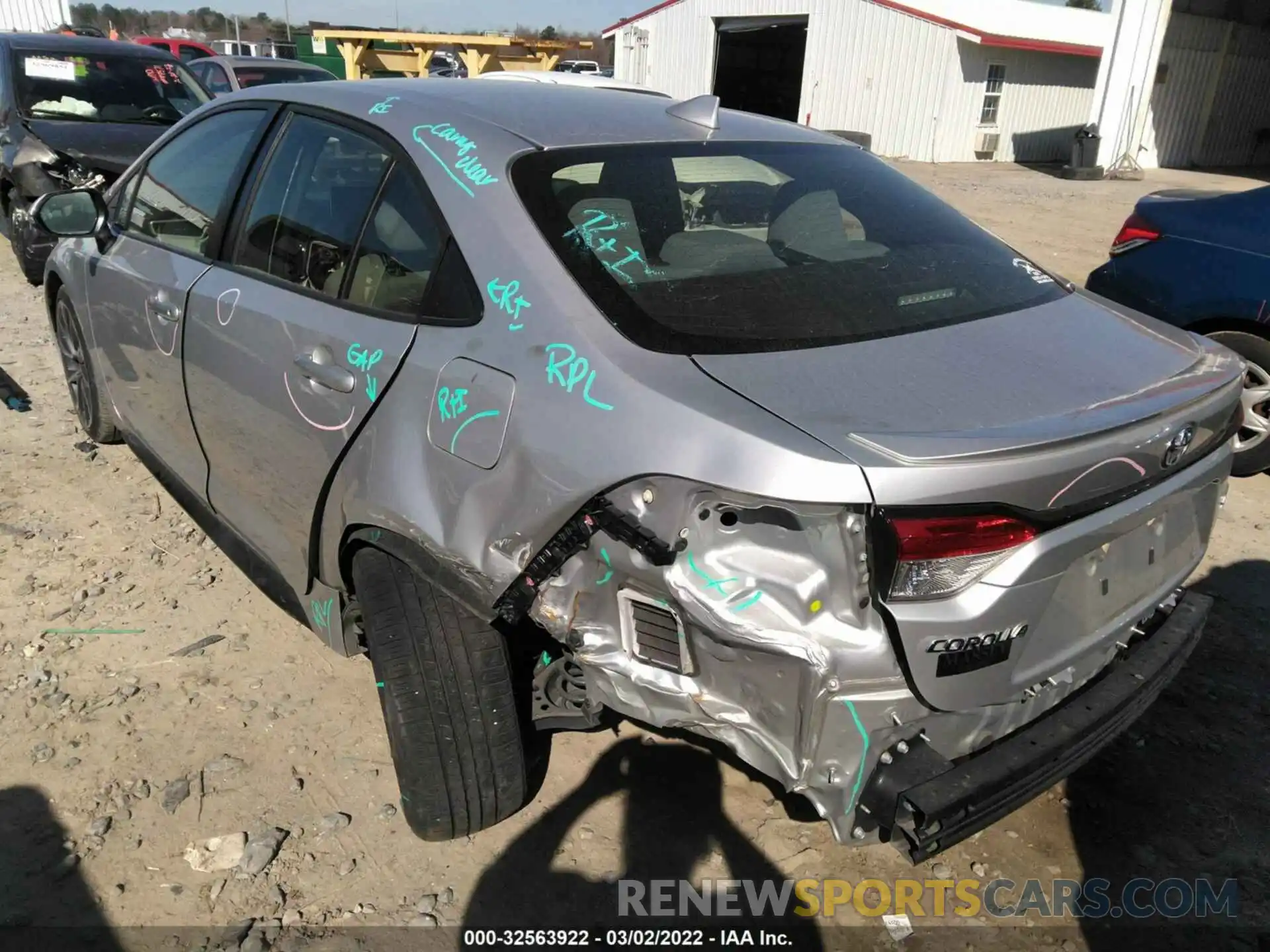 3 Photograph of a damaged car JTDS4RCE6LJ021605 TOYOTA COROLLA 2020