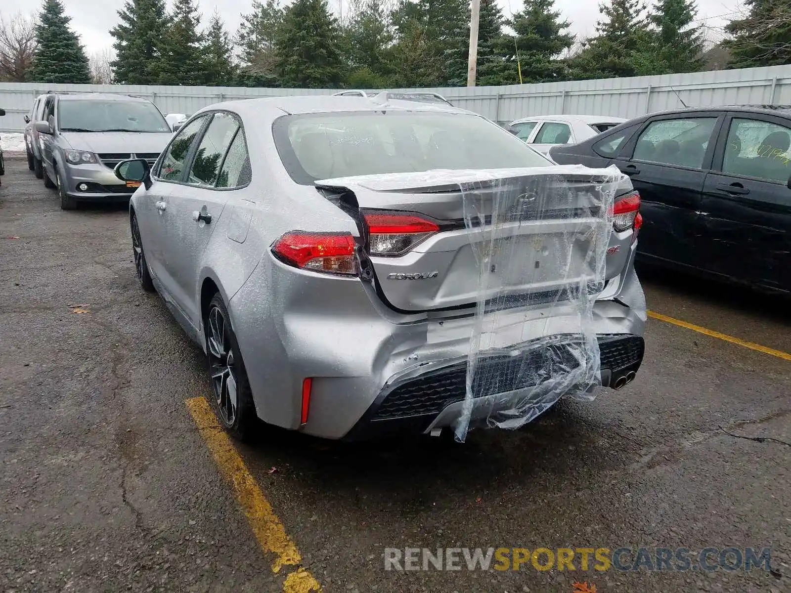 3 Photograph of a damaged car JTDS4RCE6LJ025069 TOYOTA COROLLA 2020