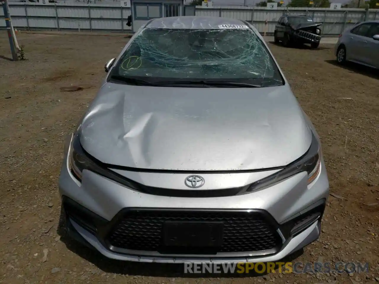 9 Photograph of a damaged car JTDS4RCE6LJ025900 TOYOTA COROLLA 2020