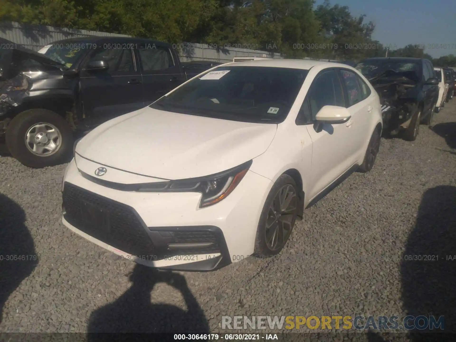 2 Photograph of a damaged car JTDS4RCE6LJ026951 TOYOTA COROLLA 2020