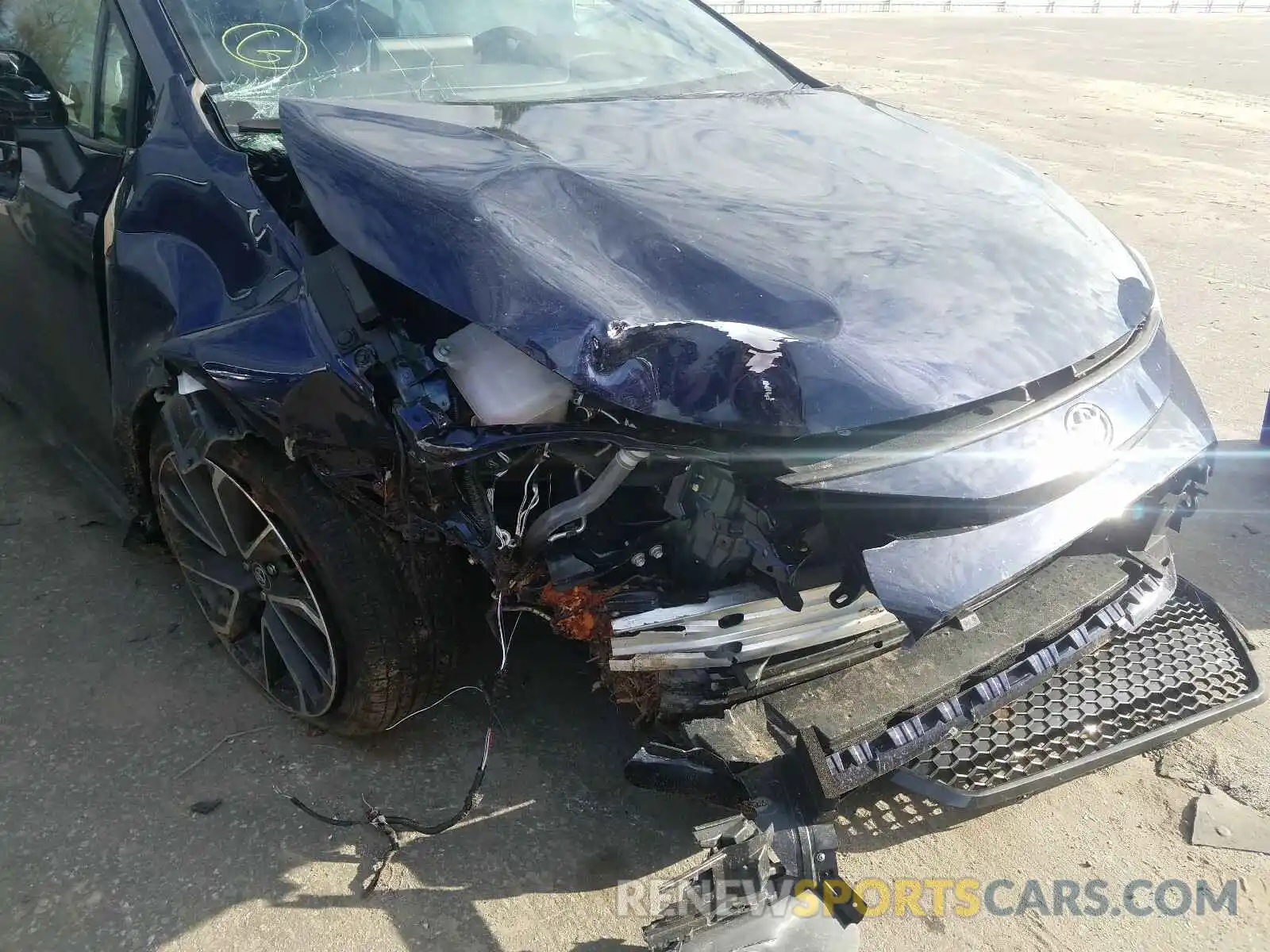 9 Photograph of a damaged car JTDS4RCE6LJ029929 TOYOTA COROLLA 2020