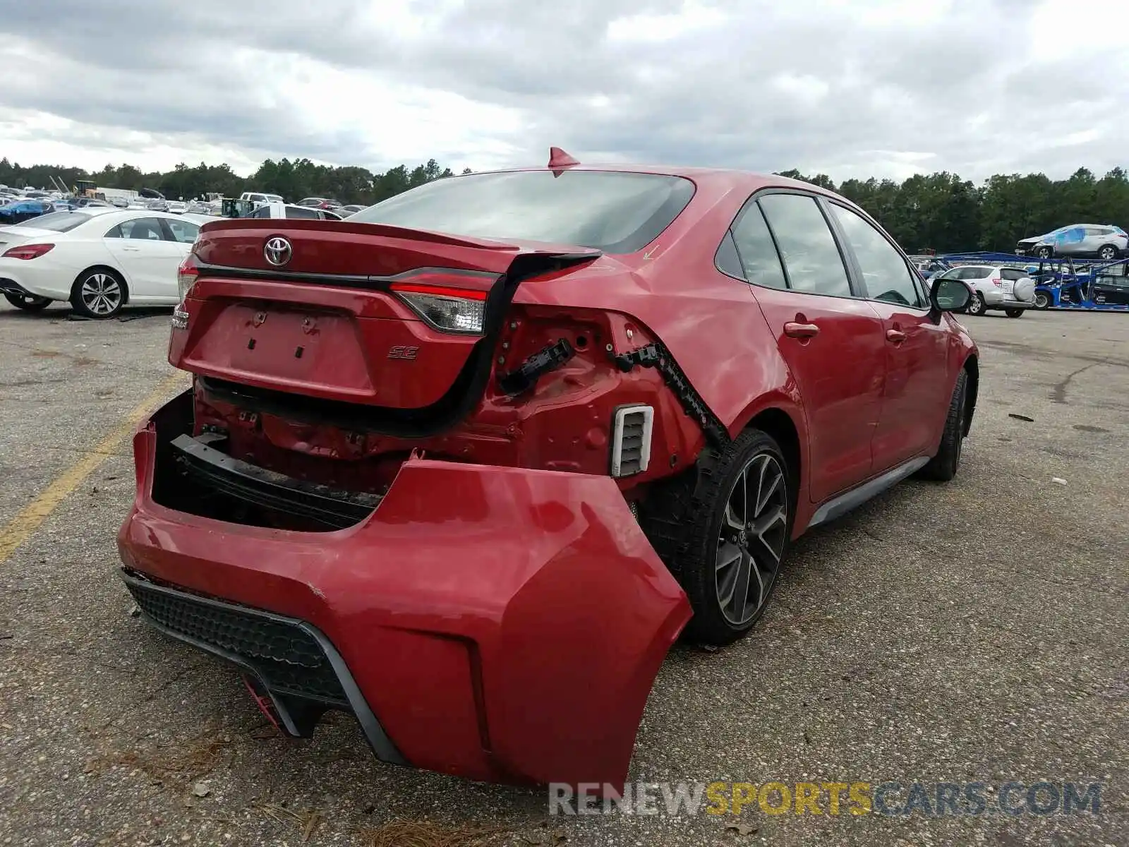 4 Photograph of a damaged car JTDS4RCE6LJ030319 TOYOTA COROLLA 2020