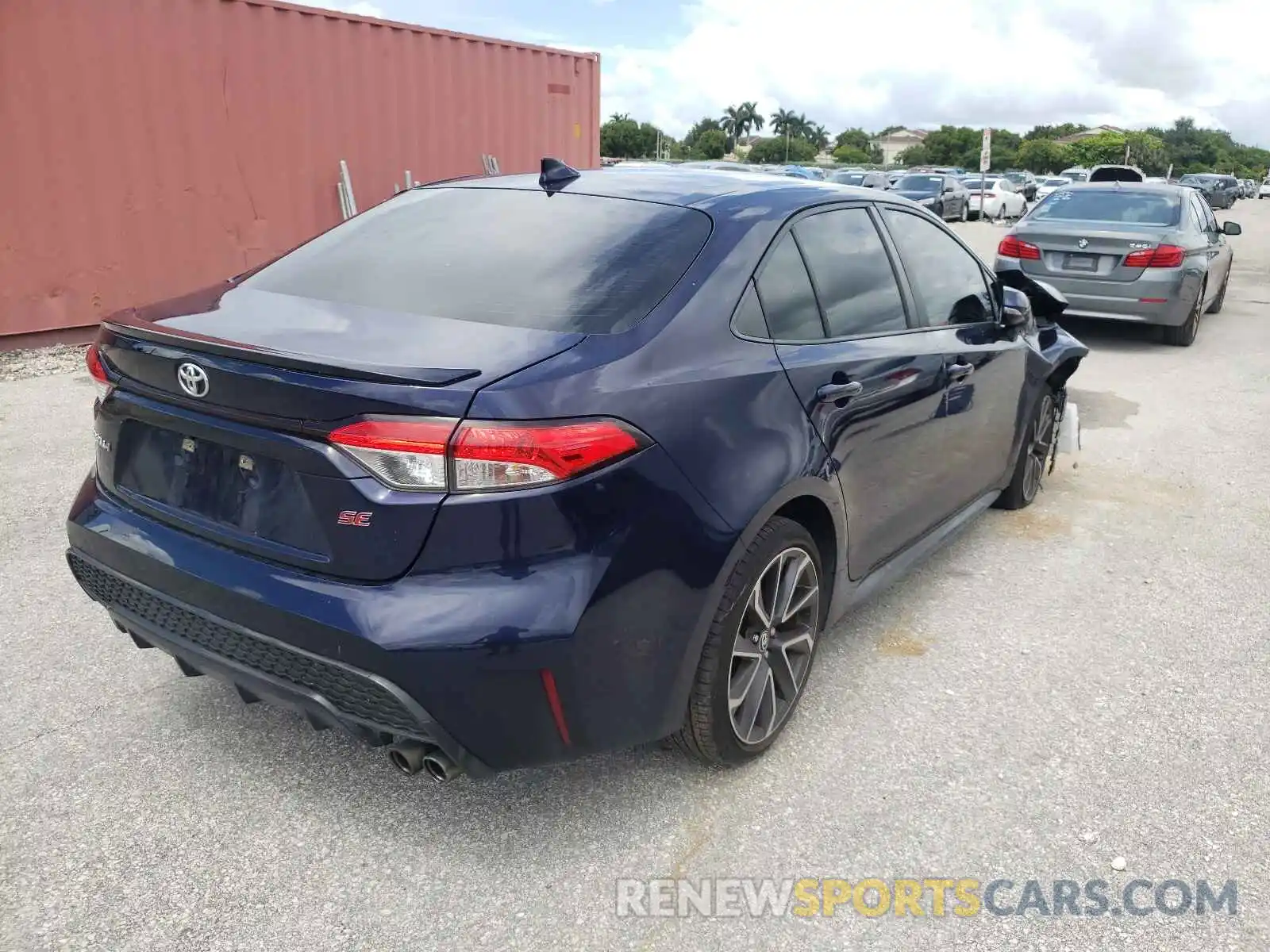 4 Photograph of a damaged car JTDS4RCE6LJ030899 TOYOTA COROLLA 2020