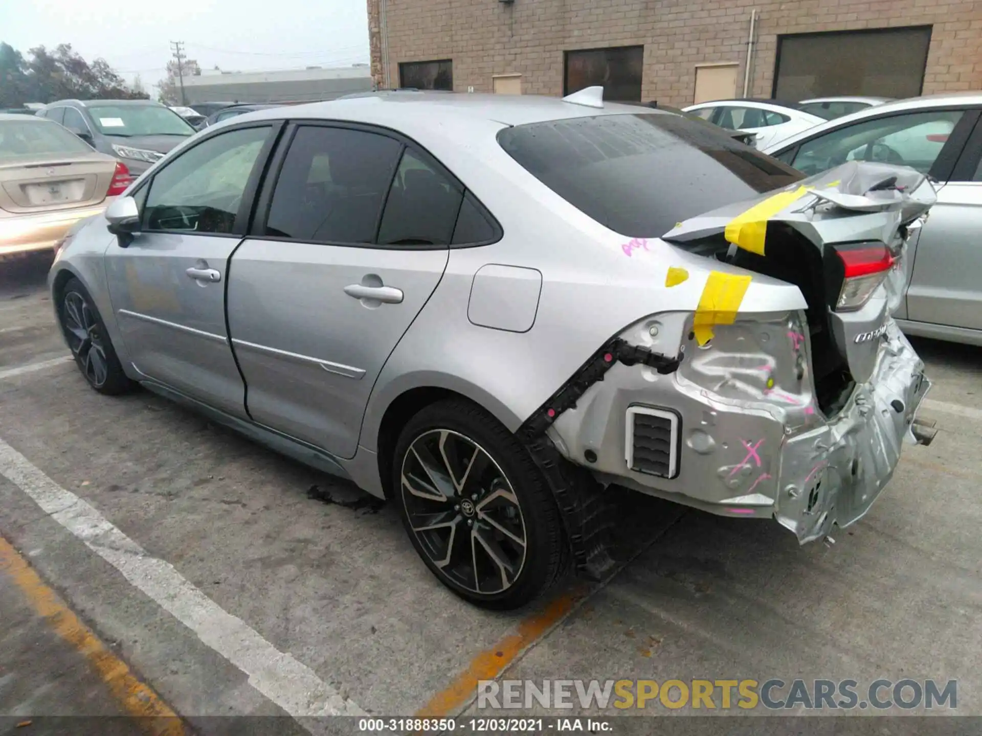 3 Photograph of a damaged car JTDS4RCE6LJ032118 TOYOTA COROLLA 2020